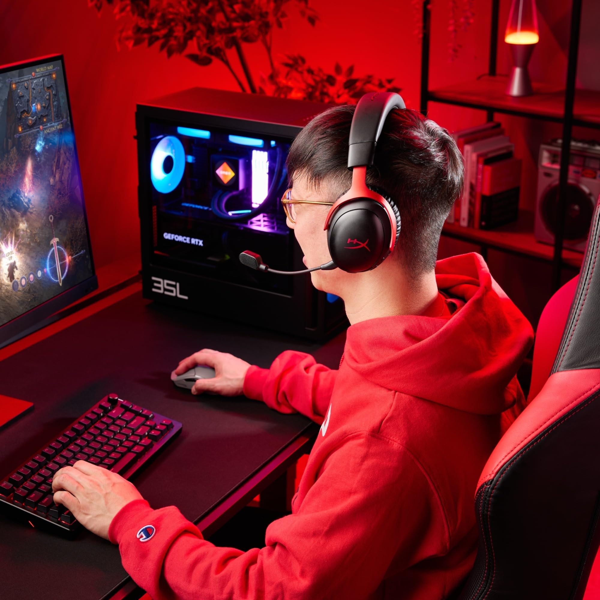 HyperX Cloud III S, Casque Gaming sans Fil, Bluetooth/2,4 GHz, PC/PS5/Xbox, jusqu'à 200h de Batterie, transducteurs 53 mm, DTS, Micro 10 mm, Rouge et Noir