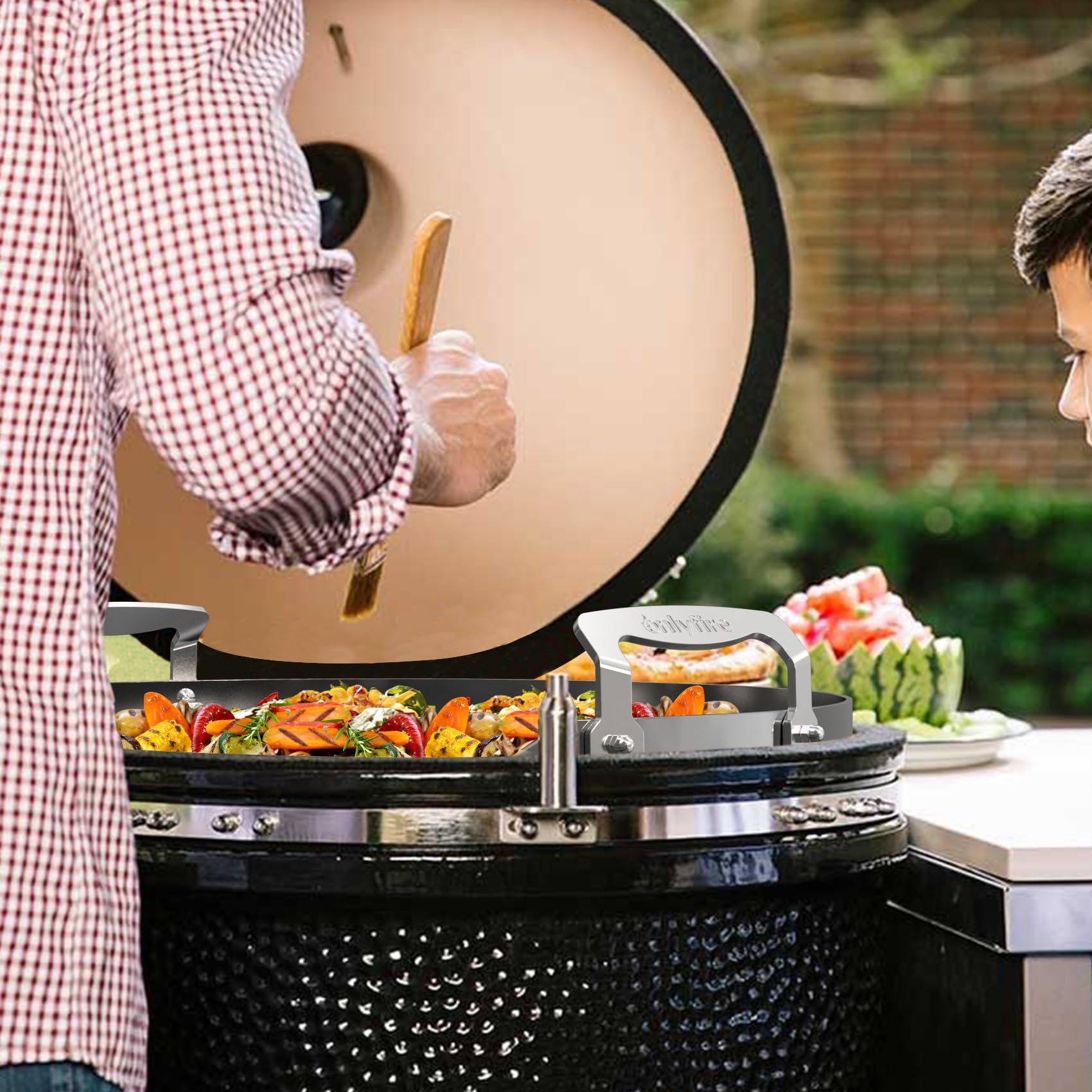 Onlyfire Flat Top Piastra per Griglia in Acciaio per Kamado Joe Classic, Inserto per Piastra con Manico Staccabile per Large Big Green Egg e Altri Grill in Ceramica di Dimensioni Simili