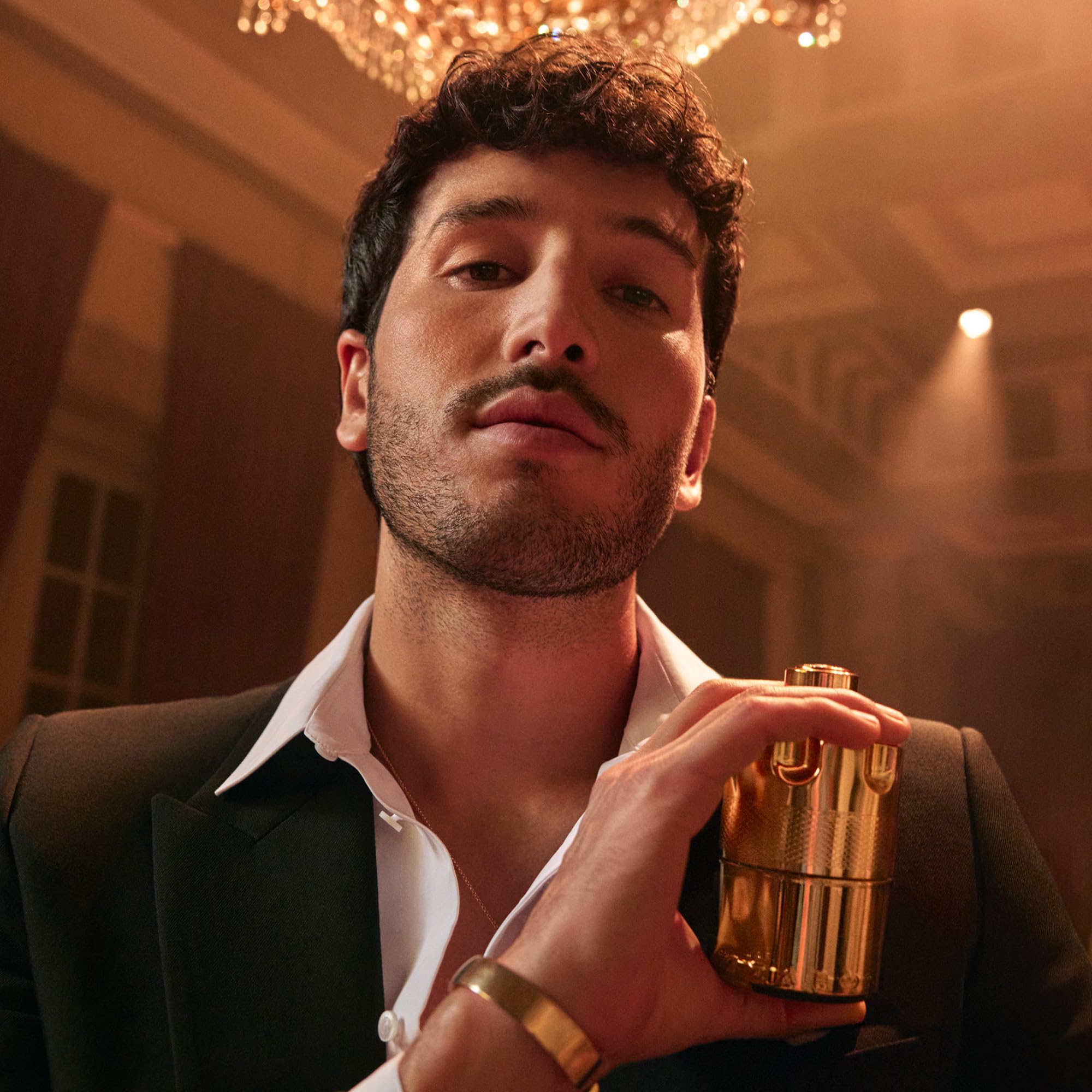 Azzaro Forever Wanted Elixir, Perfume Intenso y Sensual para Hombre, Fragancia Aromática, Notas de Irresistible Frambuesa, Vibrante Cardamomo y Masculino Acuerdo de Cuero, Larga Duración, 100 ml