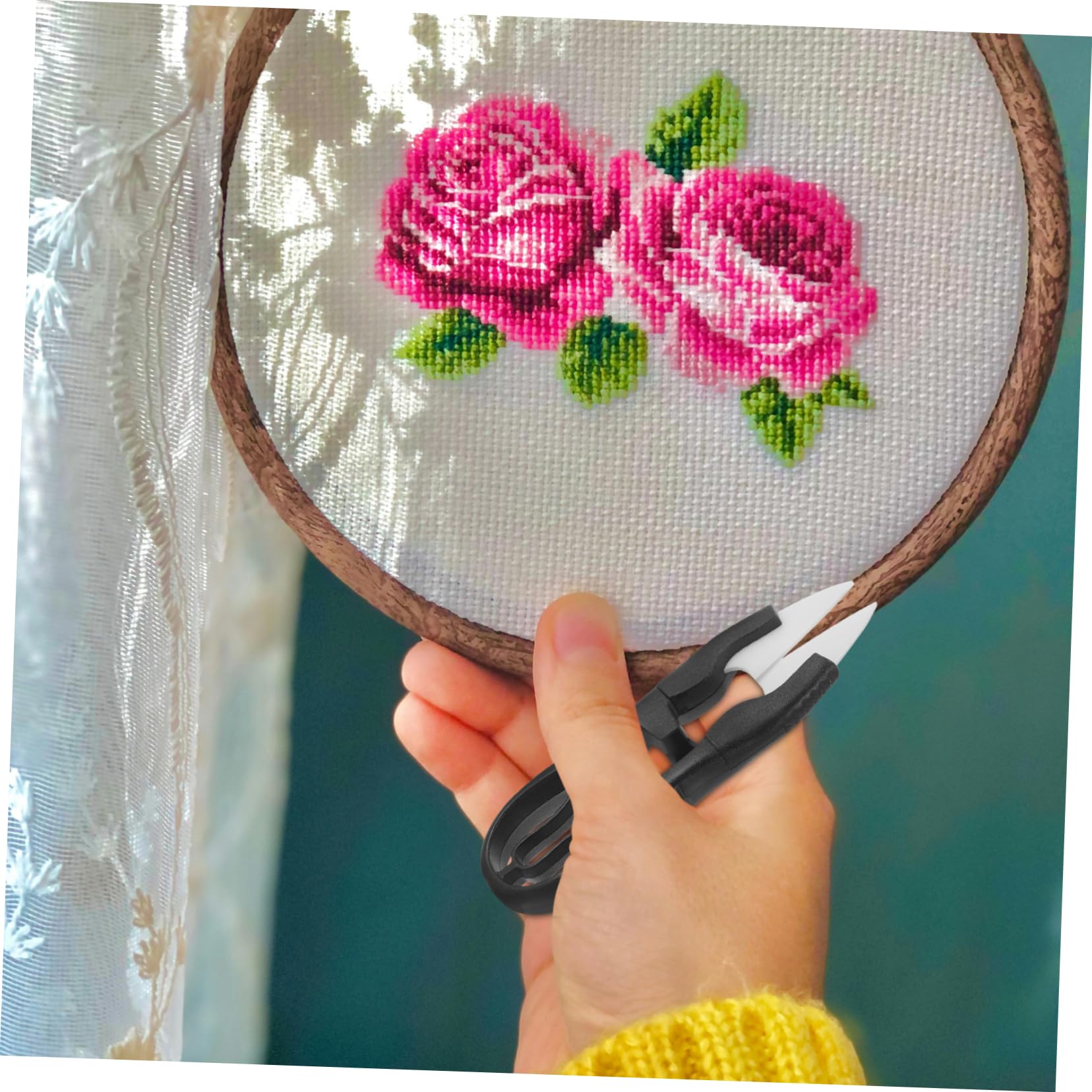 Lurrose 4pezzi Forbici Da Cucito Portatili Inossidabile Forbici Per Ricamo e Artigianato Con Manico Ergonomico Strumento Pratico Per Lavori Manuali e Scrapbooking