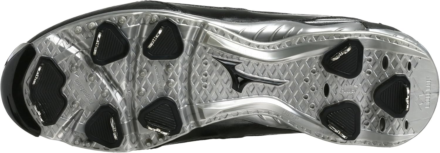 Mizuno Men's Pro Mid G4 Baseball Cleat