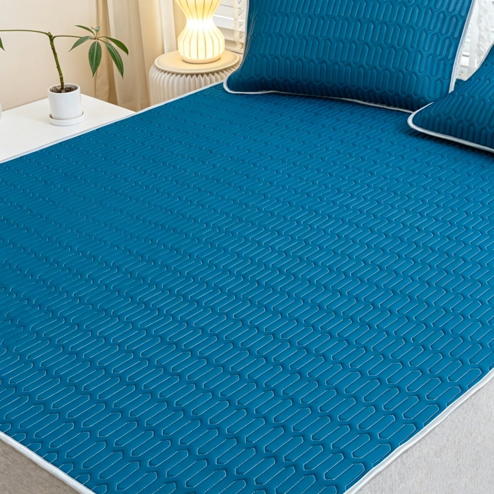WFXXZL Cooling Mat with Pillowcase for Adult, Comfortable Foldable Summer Bed Mat, Cooling Bed Cover for Summer Home Dorm Use(Blue,Twin XL)