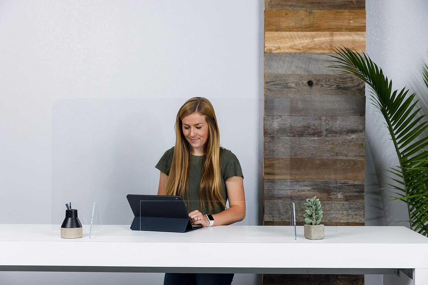 SpaceMakers Protective Slim Sneeze Guard, Clear Acrylic