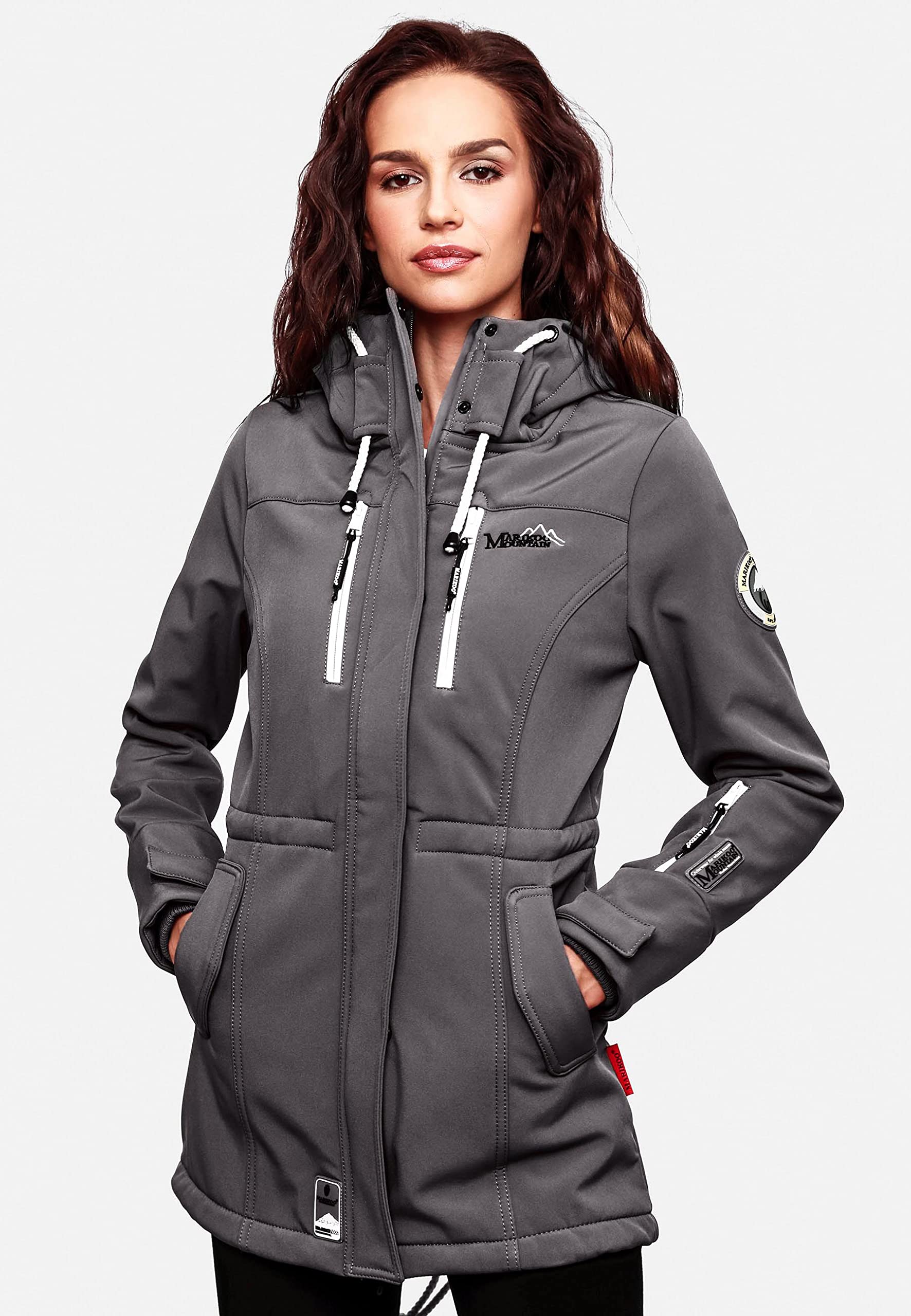 Marikoo Damen Softshelljacke (XS-3XL) mit Kapuze - Wasserabweisend, Fleece innen, Tasche am Arm, Mantel, Warme Jacke Frauen B614
