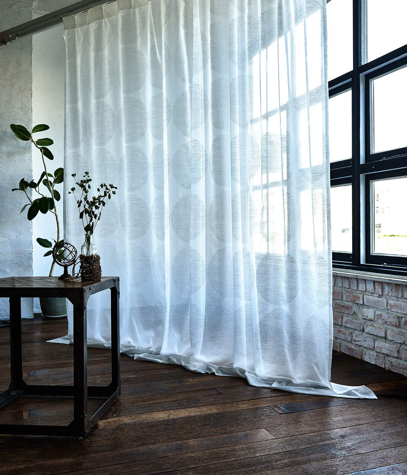 スミノエ　ホワイト オーダー　レースカーテン　美品　725cm x 150cm スミノエ ホワイト オーダー レースカーテン 美品 725cm x 150cm