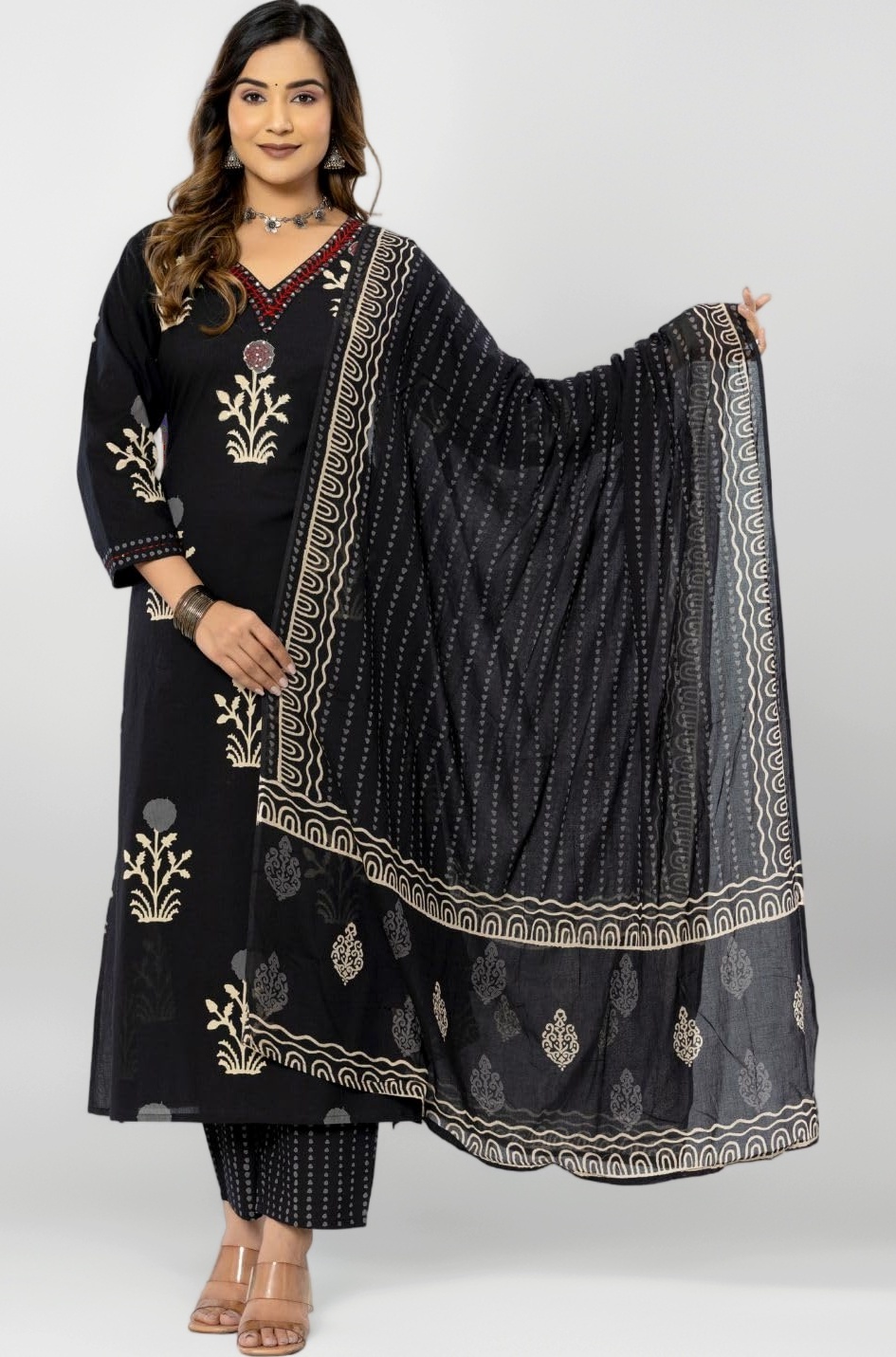 rytras Women Straight Kurta with Palazzos and Dupatta
