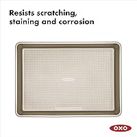 Vista 5 de OXO Molde para pastel GG antiadherente PRO - 9 x 13 pulgadas