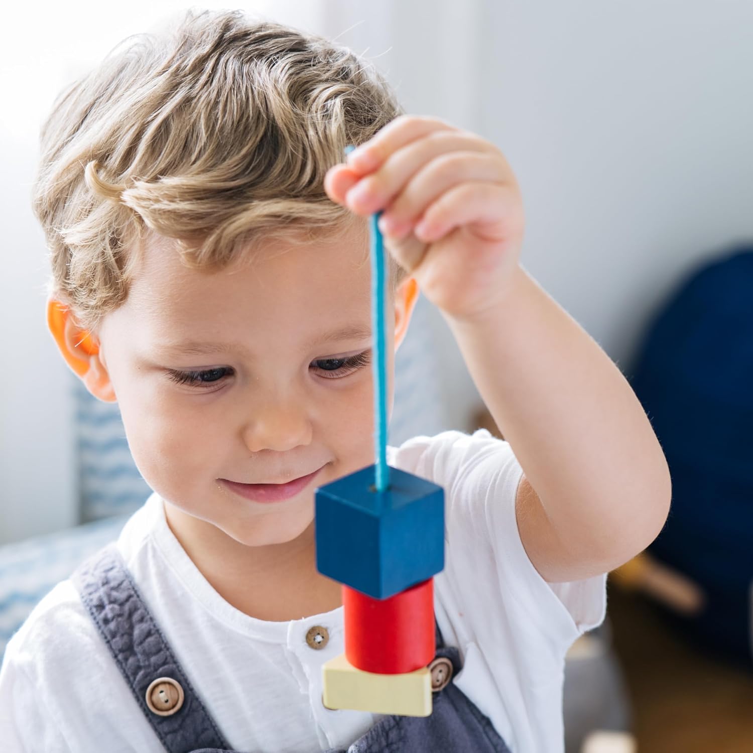 PlanToys® Geo Lacing Beads Wooden Montessori Fine Motor and Early Math Toy | Shape Recognition, Colour Exploration and Hands On Coordination Activity | Eco Friendly Threading Set for Meaningful Play