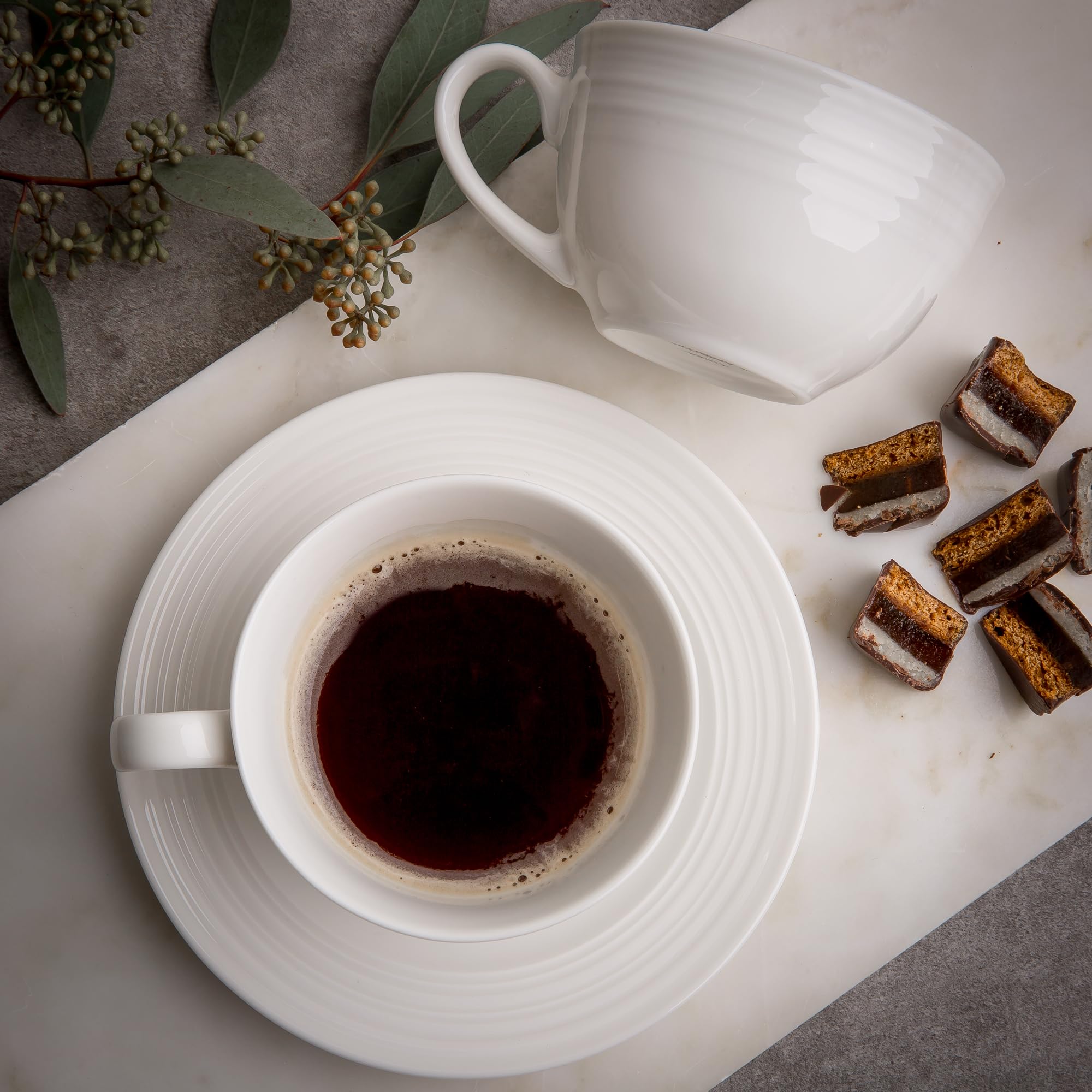 AMBITION Servizio da caffè in porcellana Linea con tazze e piattini, 12 pezzi | Set da caffè bianco per 6 persone, lavabile in lavastoviglie e microonde