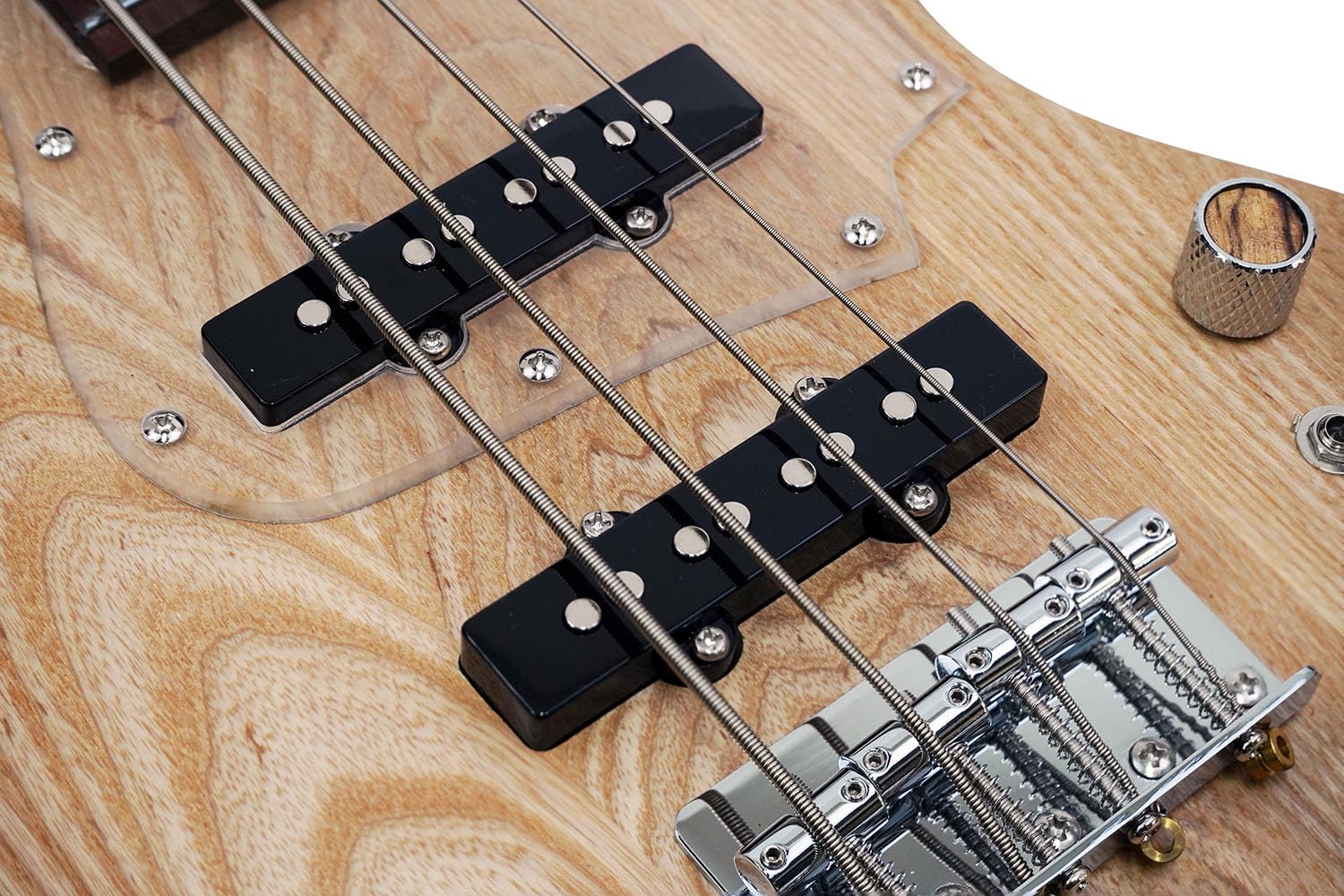 Amazon | TINY Bass TR-4 Line、全長約81cm、ミニエレキベース JB