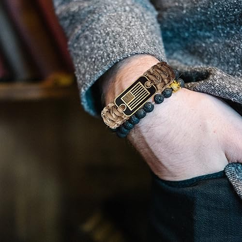 Miniatura 4 de Pulsera de paracaídas VAYOBOO - Pulsera táctica de supervivencia para hombres con bandera de EE. UU. de bronce - 3 tamaños ajustables - Camuflaje
