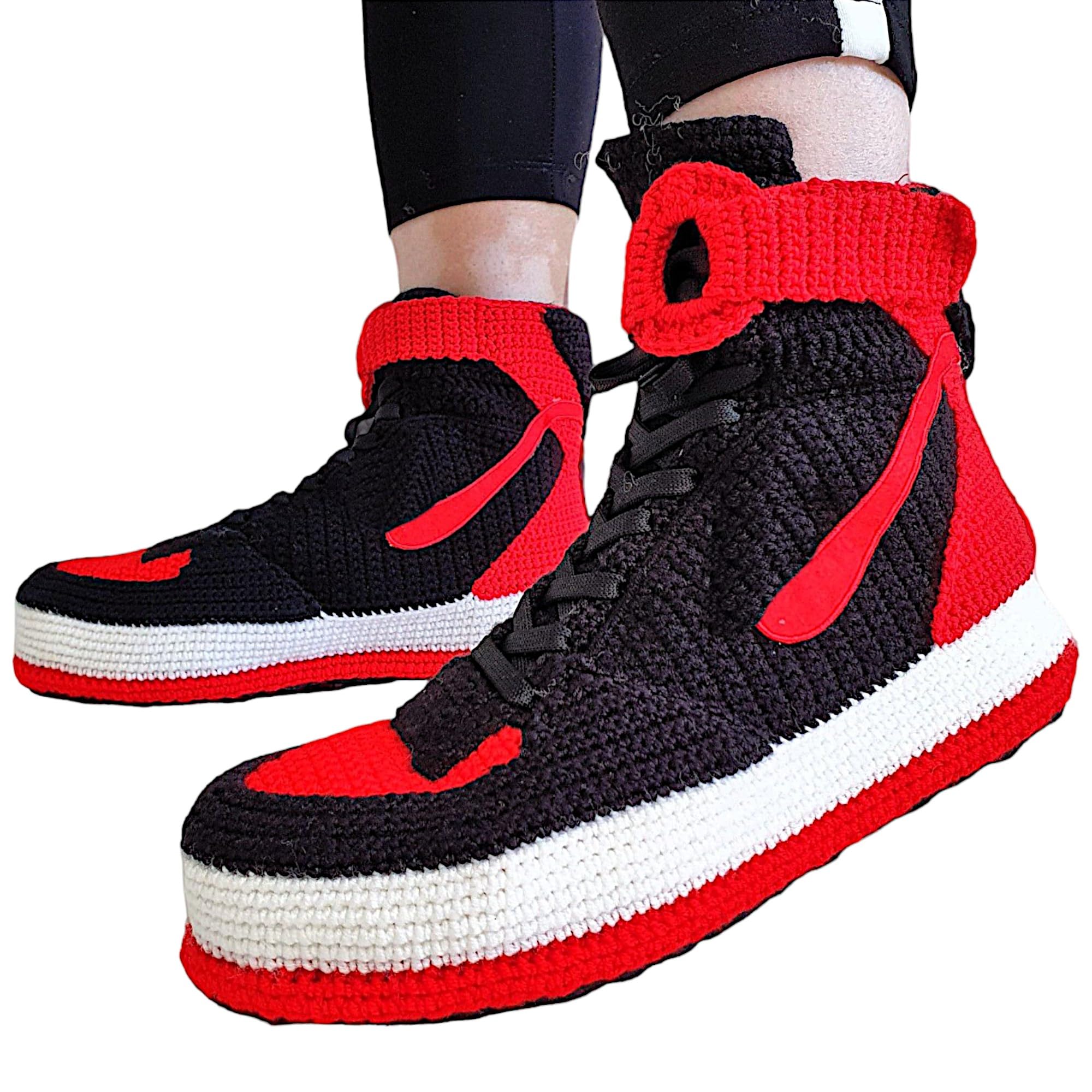 Jordan Crochet AJ1 Retro High-Top Basketball Slippers Custom Black Red Unisex Knitted House Shoes with Non-Slip Rubber Sole