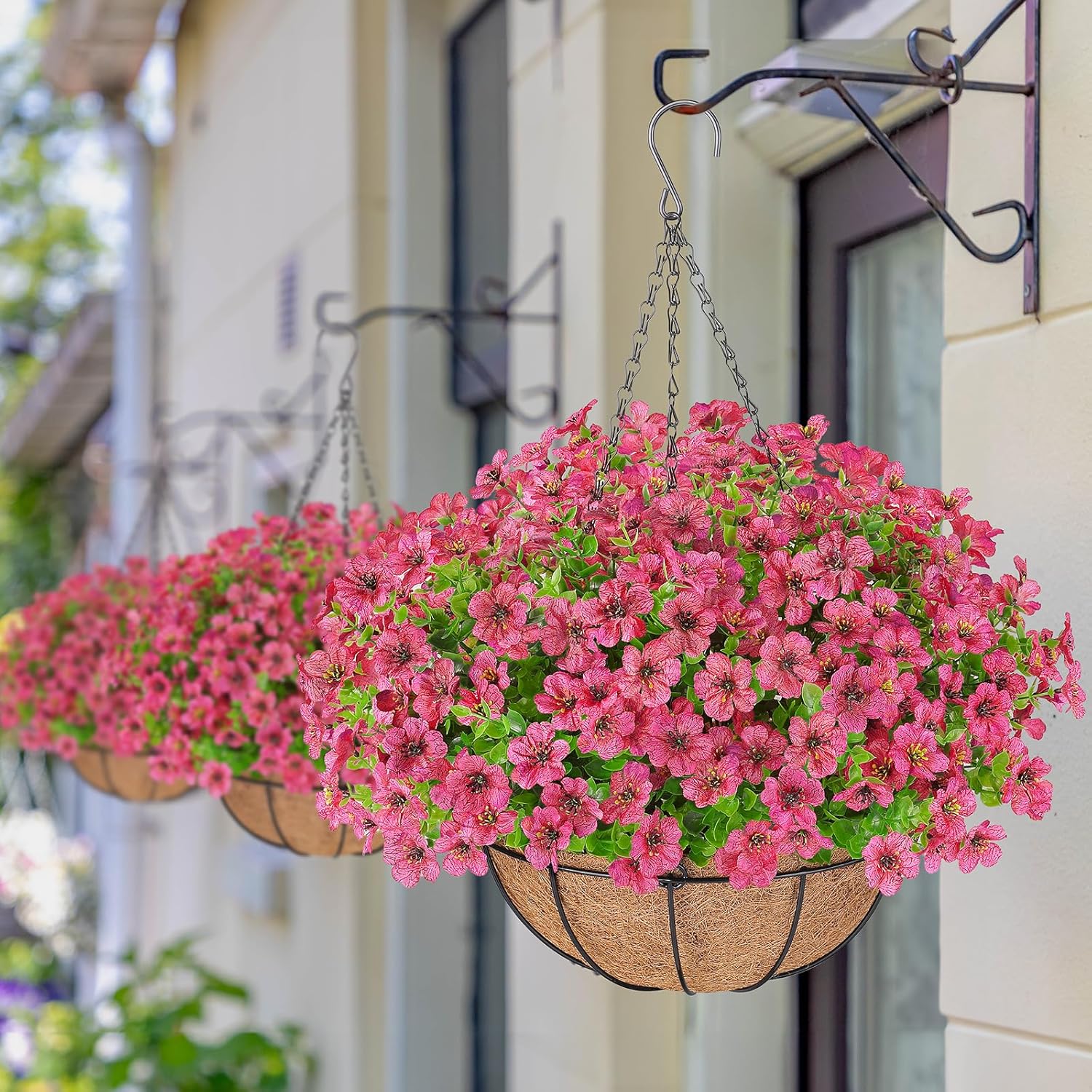 Artificial Flowers Hanging Plants in Basket,Artificial Hanging Flowers for Spring Outdoor Indoor Decor,UV Resistant hanging Baskets with Fake Flowers for Summer Patio Garden Porch Deck Home Decor
