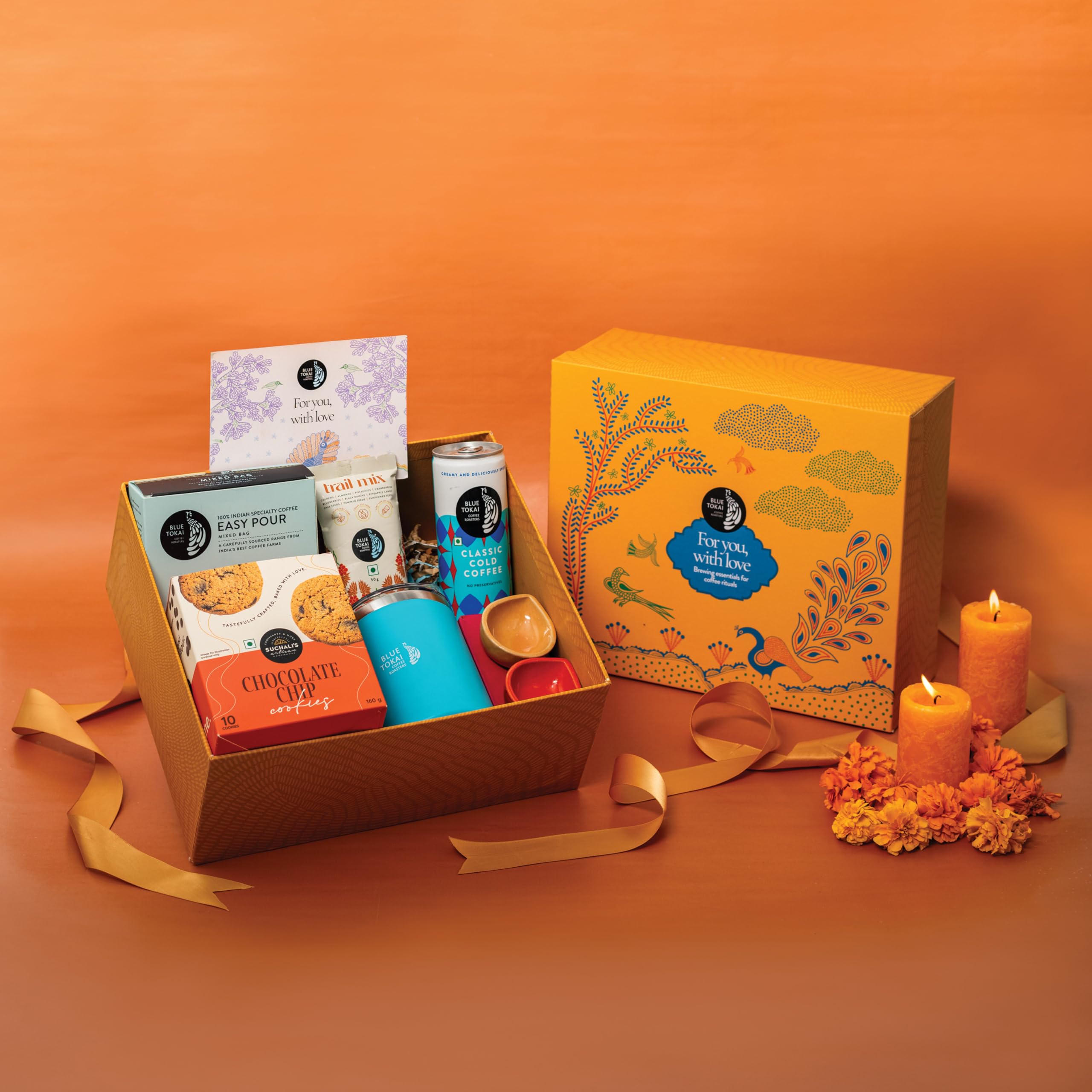 Blue Tokai Coffee Roasters Festive Wanderlust Wonders Hamper | Assorted Gift Hamper for Coffee Lovers | Insulated Coffee Mug, Cookies, Can, Trail Mix & Coffee Gifts With Diyas | Premium Coffee Hamper (B0DG5LJ5FF) Amazon Price History, Amazon Price Tracker