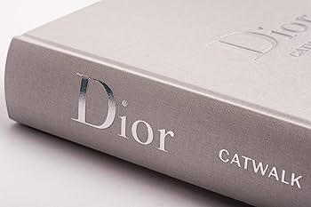 【美品】Dior Catwalk book インテリアブック Dior Catwalk (Adélia Sabatini, Alexander Fury) - book