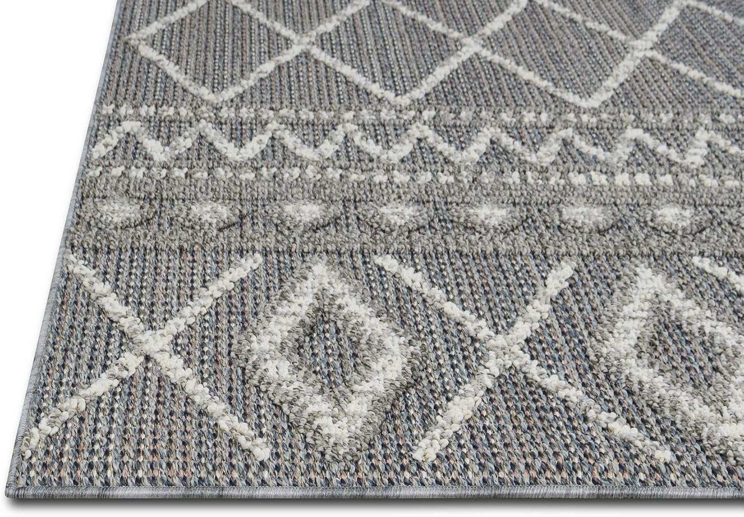 HR Excellence Outdoor Rugs: Diamond Pattern, Gray Outdoor Carpet for Lasting Beauty Under Sunlight - Stylish Grey Ivory Design, Durable Quality!