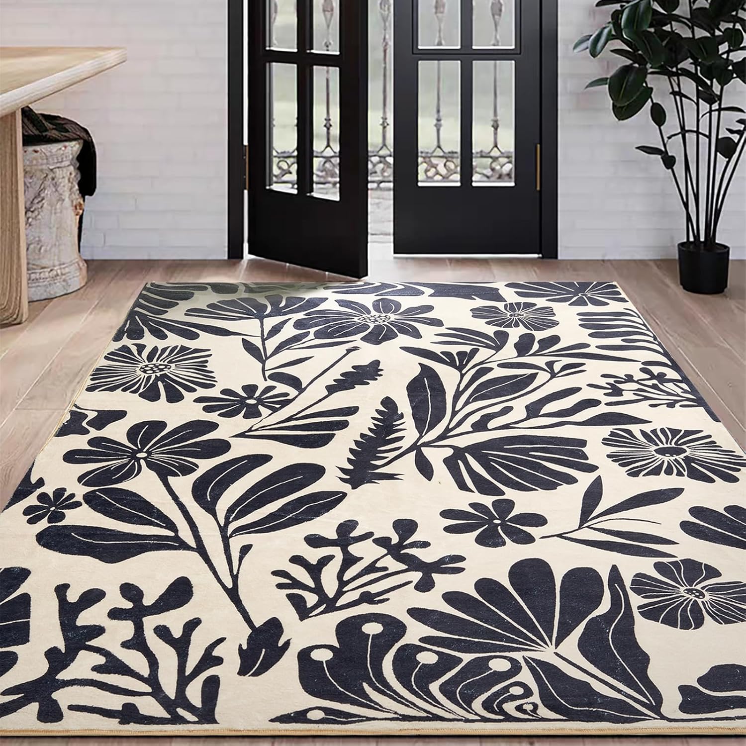 RoomTalks Vintage Floral Botanical 4x6 Area Rugs in Black and Beige, Soft Washable Boho Modern Farmhouse Plants Rug Carpet for Bedroom Living Room Kitchen Dorm, Faux Fur Thin Indoor Entryway Rug