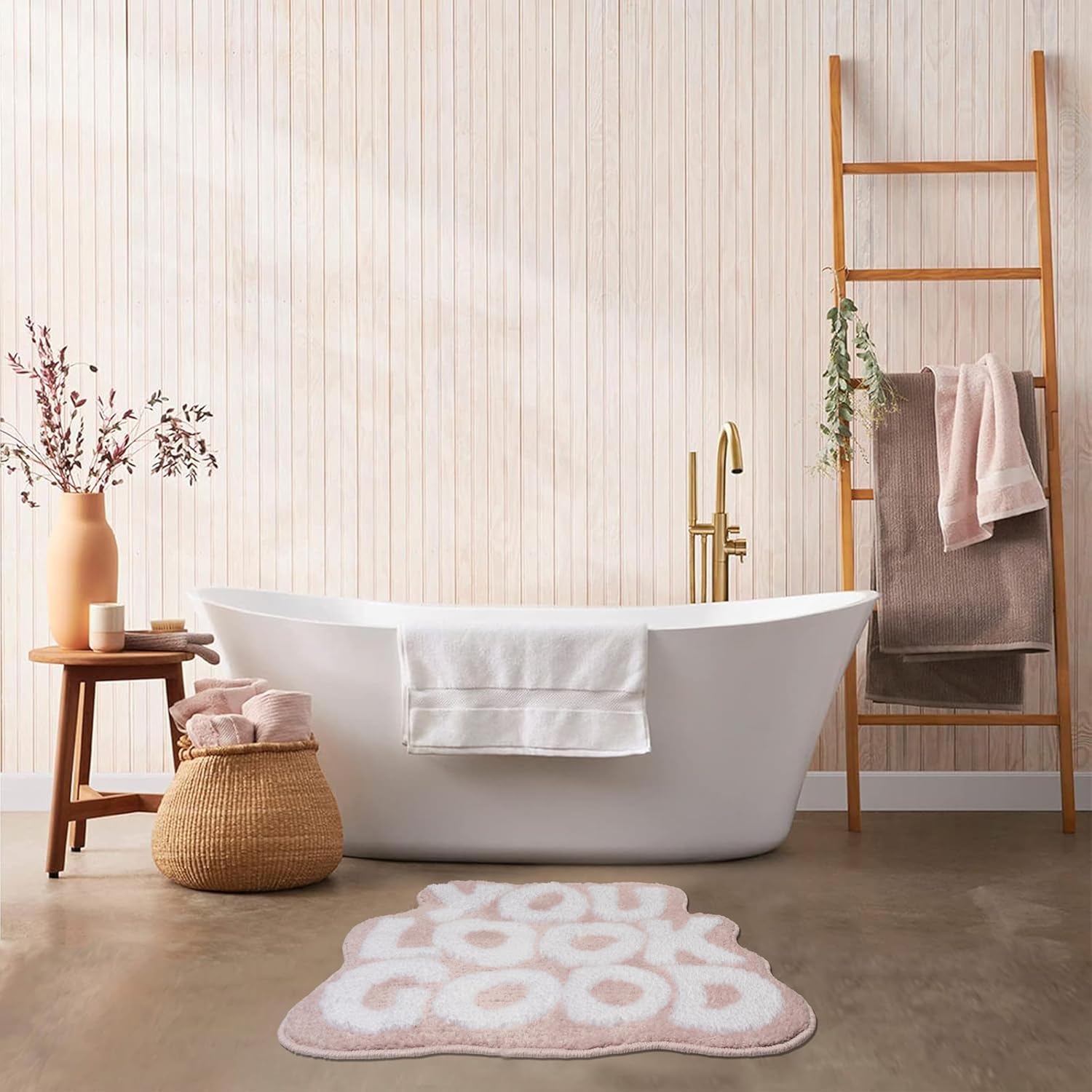 KOEXM You Look Good Bathroom Rugs, Funny Bath Mat with Cute Words, Cool Welcome Door Mat, Non Slip Microfiber Washable Absorbent Shower Mat, Indoor Rugs for Bathroom Bedroom Kitchen Living Room Decor