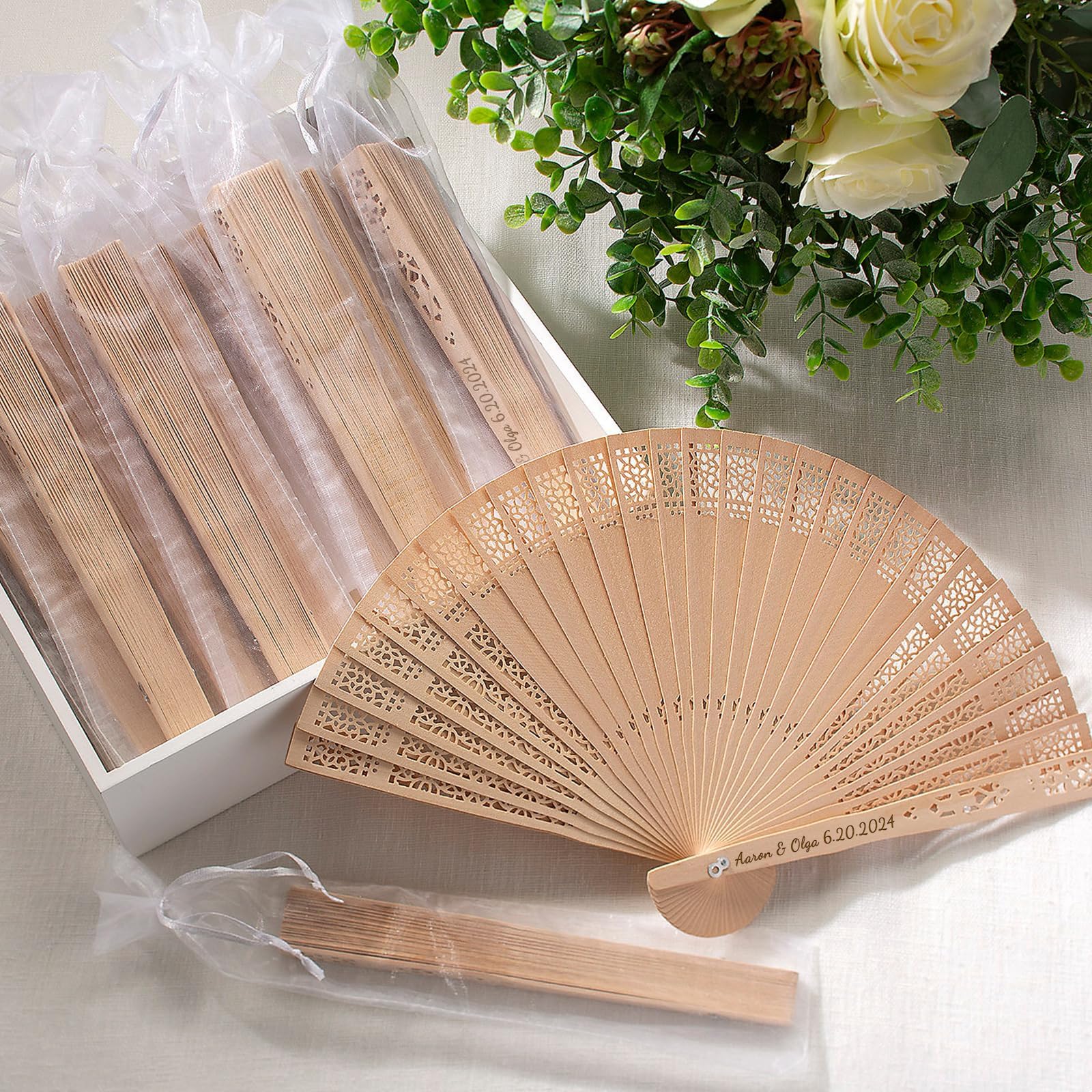 Lot de 100 Éventails Personnalisables en Bois pour Invités de Mariage, Personnalisé Cadeau EVJF & Décoration EVJF, Idéal pour Mariage et Fête d' Été
