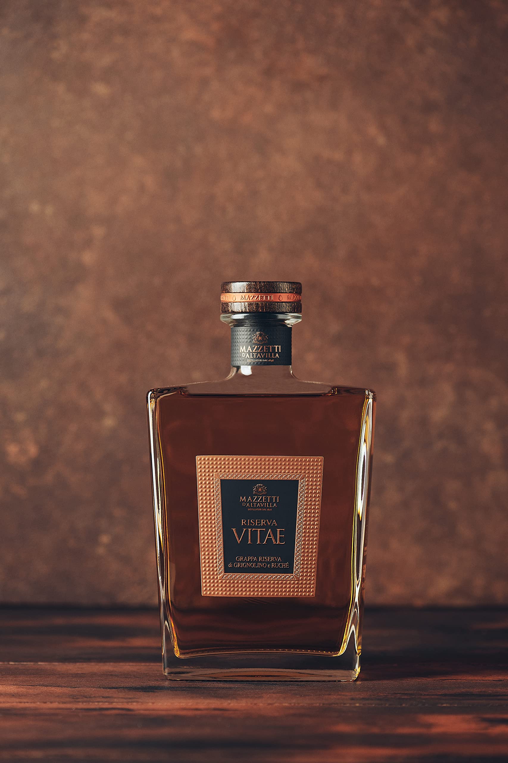 Mazzetti d'Altavilla Riserva Vitae Grappa Invecchiata in cassetta - 700 ml & 7.0 Grappa di Ruche' Invecchiata in Barriques - 700 ml