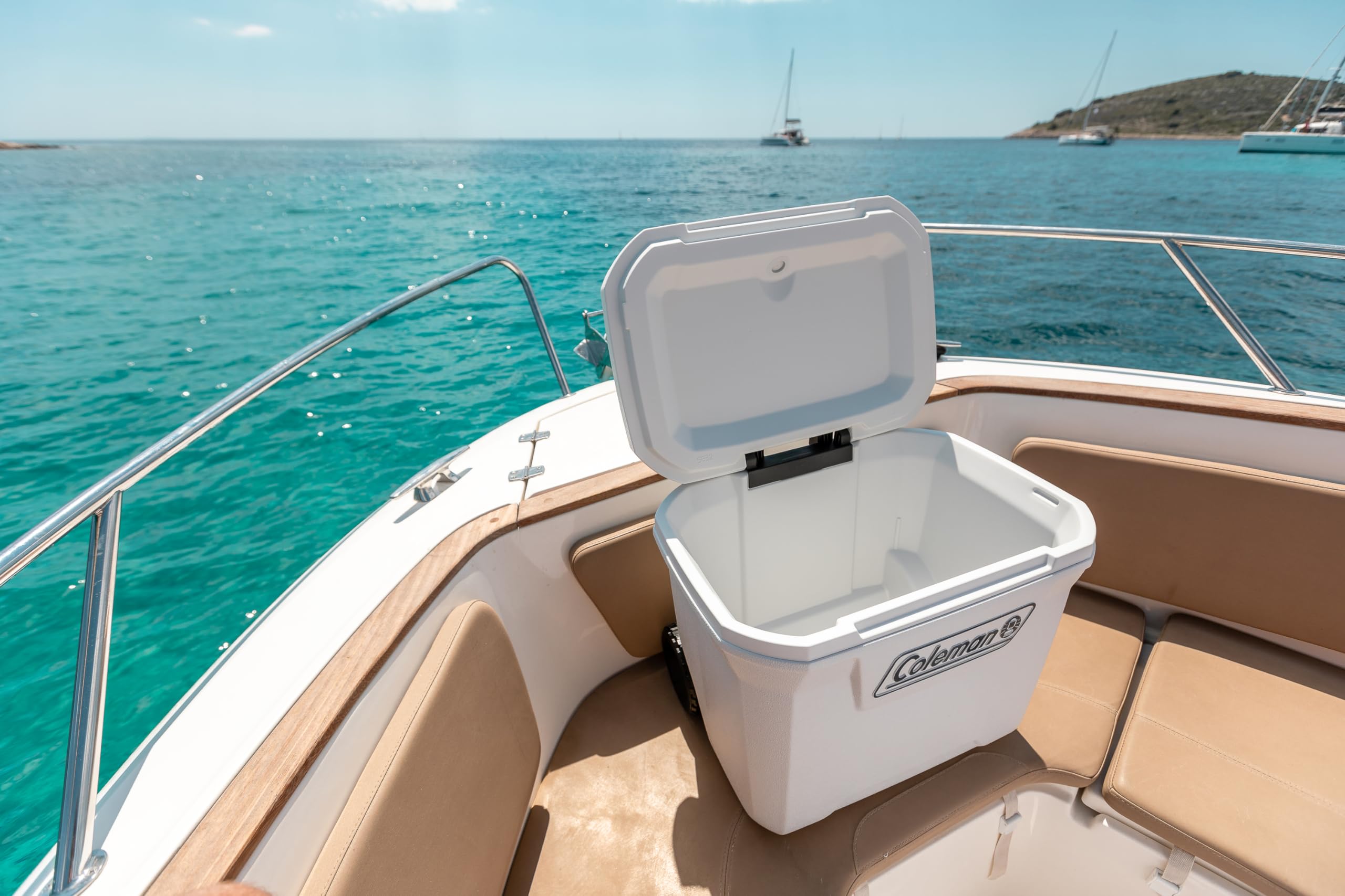 Coleman Borsa Frigo con Ruote Marine Xtreme 50QT | 47L Borsa Frigo ad Alte Prestazioni | Isolamento Completo in Schiuma PU | Mantiene il Freddo per 4 Giorni | Termica Portatile con Protezione UV