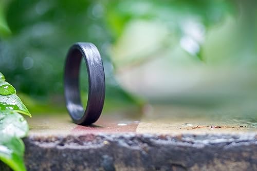 Miniatura 5 de Women's carbon fiber ring. Modern black flat wedding band. Water resistant, very durable and hypoallergenic. (00101_4N)