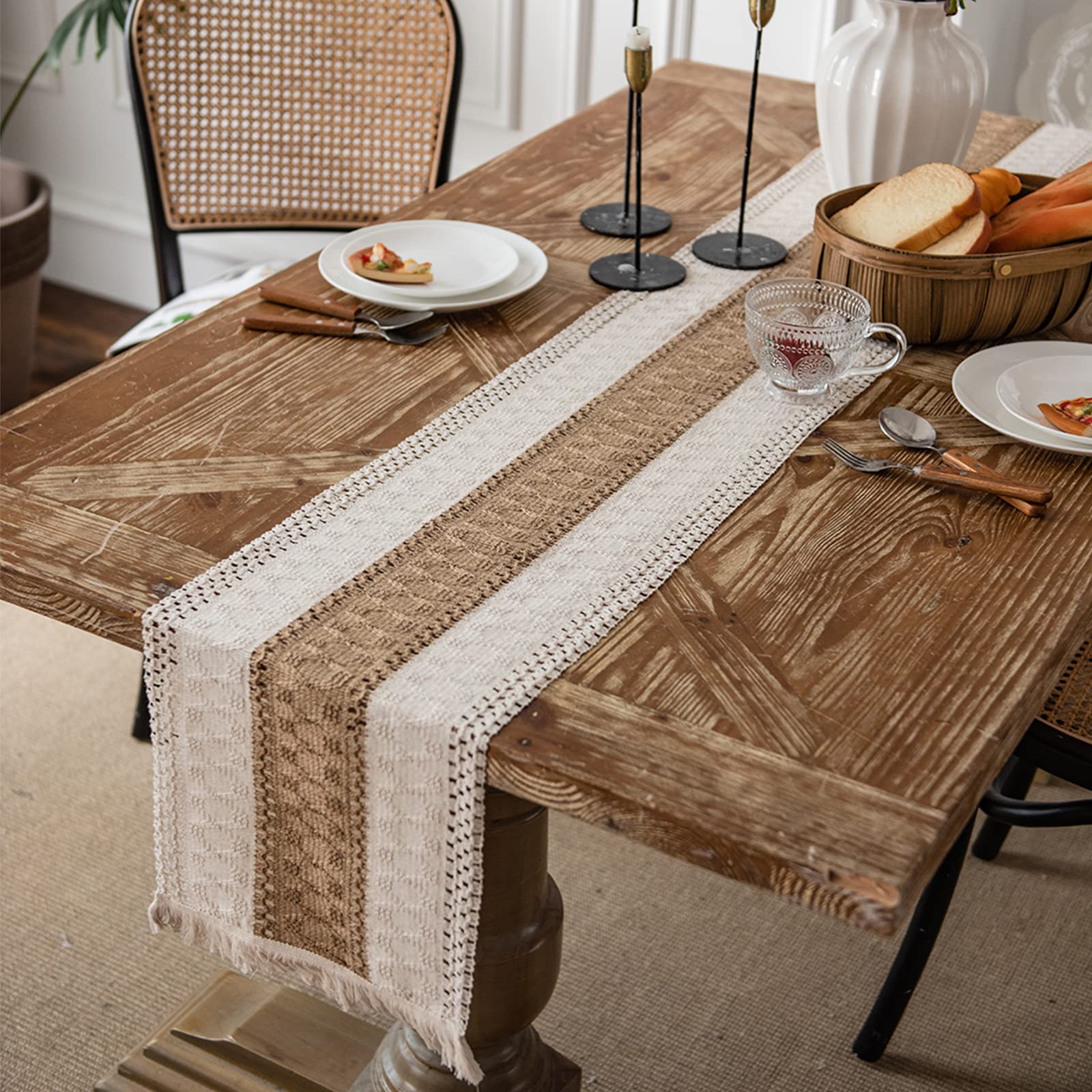 Macramé Tafelloper met Kwastjes, 35 X 120 Cm (13.78 X 47.24 In