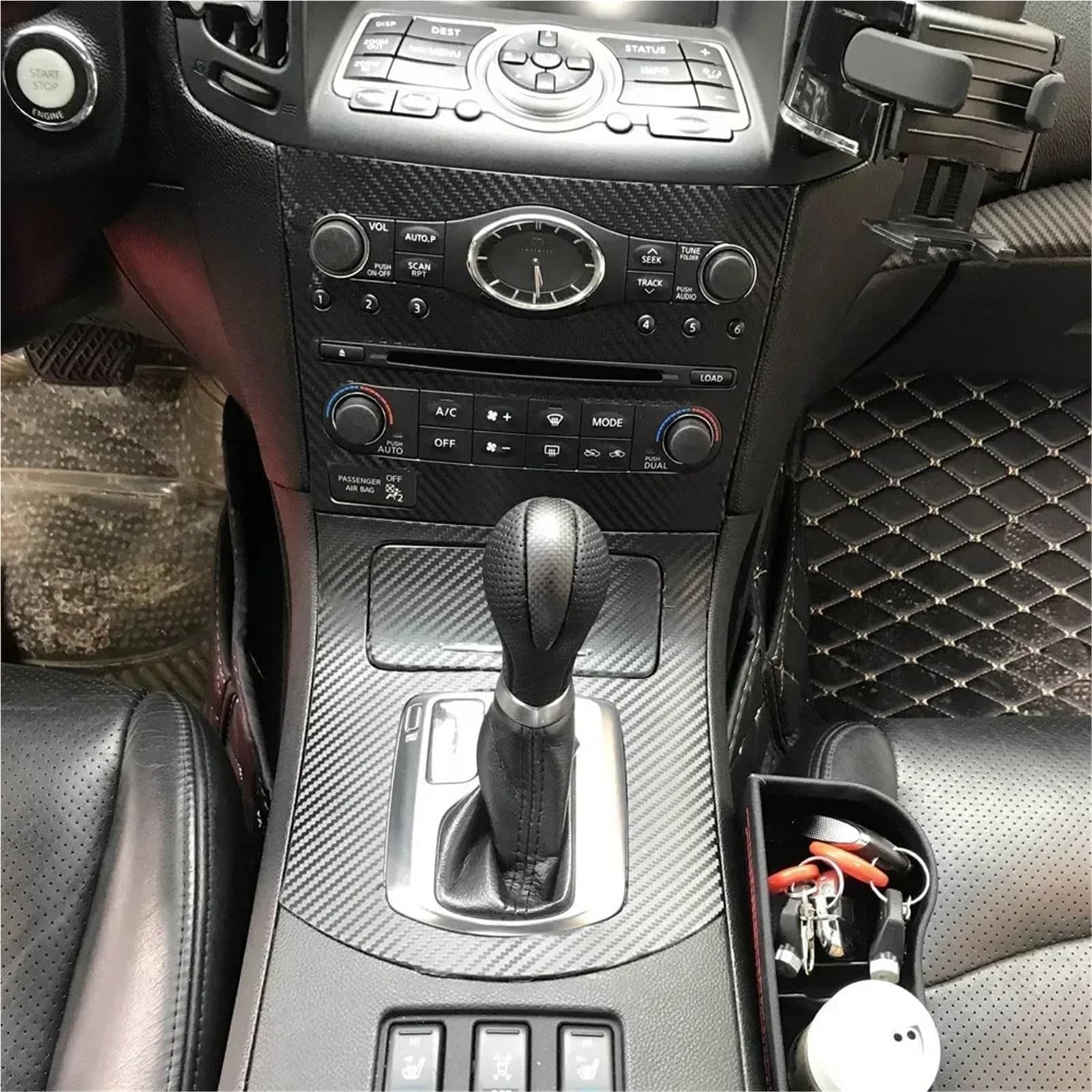 Ochrona Podłokietnika Naklejki na konsolę środkową w stylu włókna węglowego, pasujące do Infiniti G25 G37, stylizacja samochodu Skórzana poduszka na podłokietniki