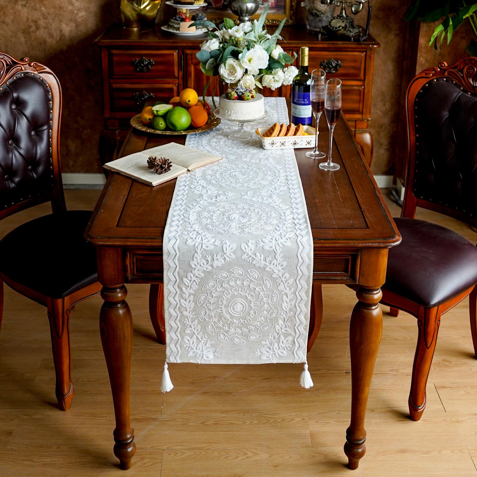 ARTABLE Camino de mesa de tela de lino, elegante patrón bordado, estilo rústico para mesa de centro, cocina, hogar, comedor (14 x 70 pulgadas, lino)