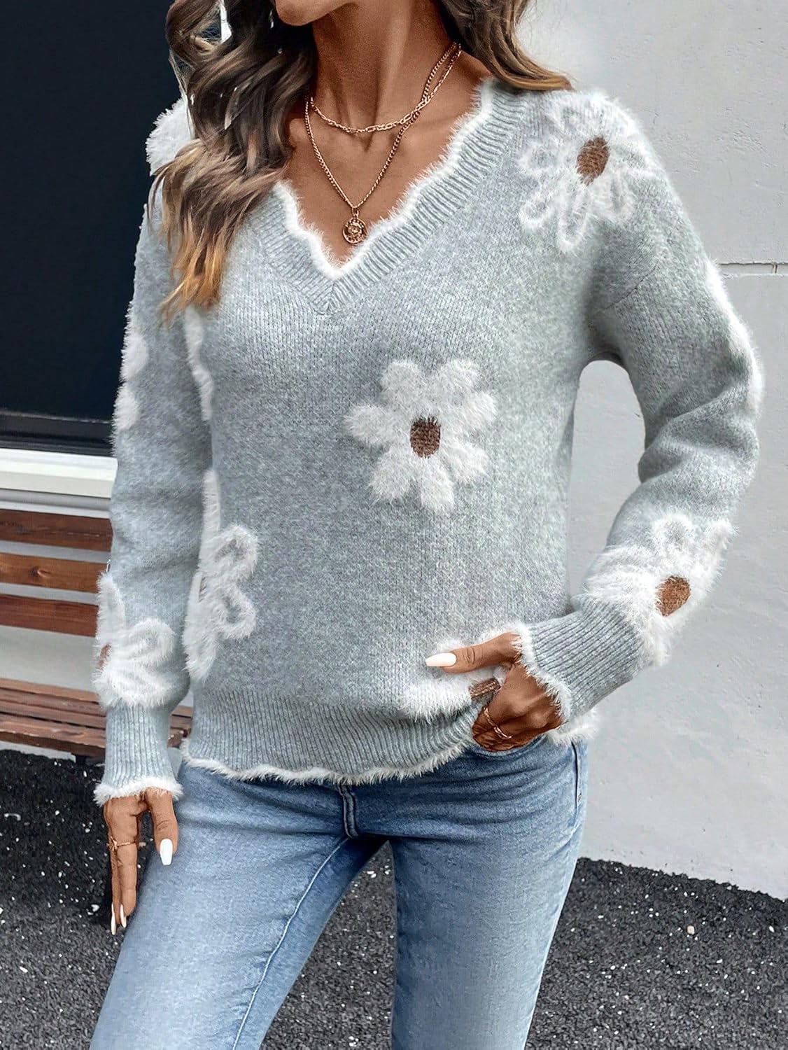 Women's Pullover V Neck Sweater Floral Knitted Long Sleeve Cute Trendy Cozy Sweaters for Winter - Image 5