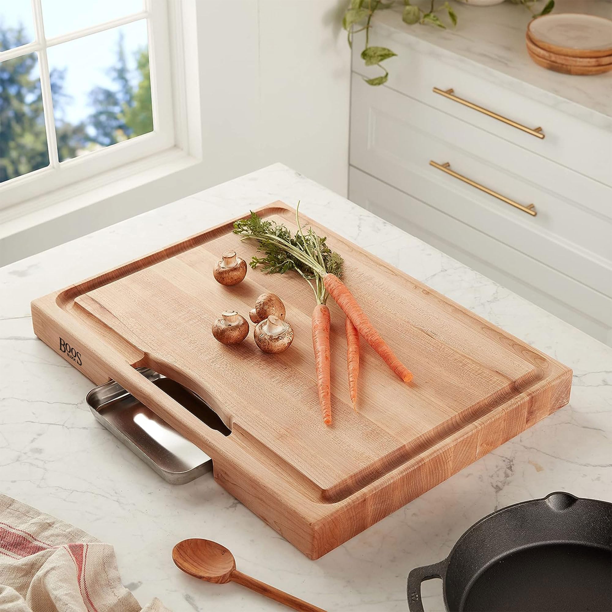 Boos Block Planche à Découper avec Égouttoir - 38,1 x 35,6 x 5,7 cm | Planche Erable d'Amérique Du Nord - Billot De Cuisine - Planche a Decouper Professionnelle