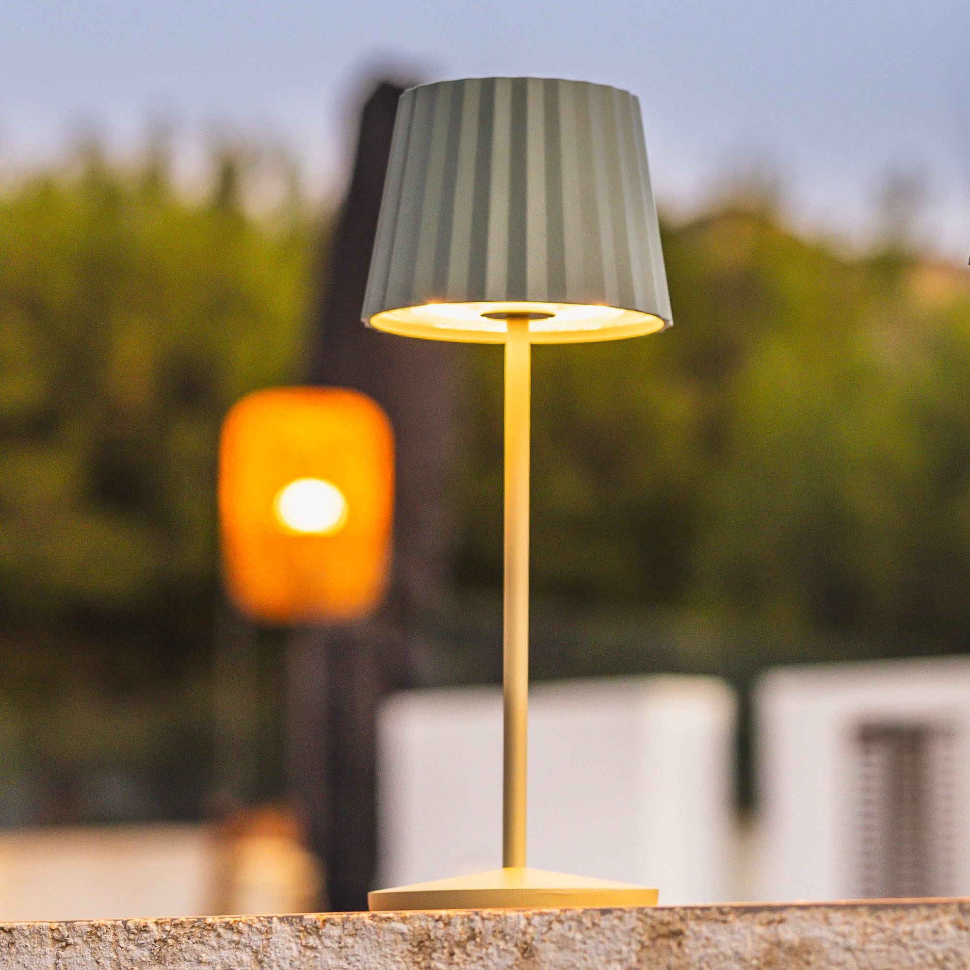 Lumisky Tischleuchte, kabellos, Aluminium, Grün, LED, ABBY Olive, weiß, dimmbar, Höhe 29 cm