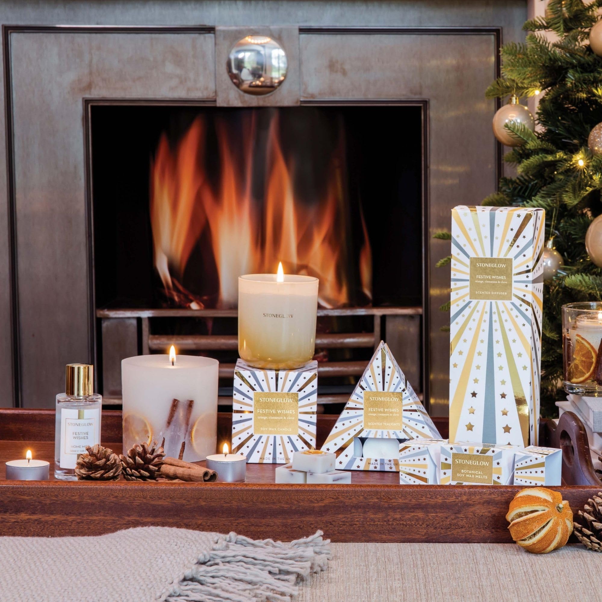 Stoneglow Seasonal Festive Wishes Kerze Orange, Zimt und Nelke, 470 g
