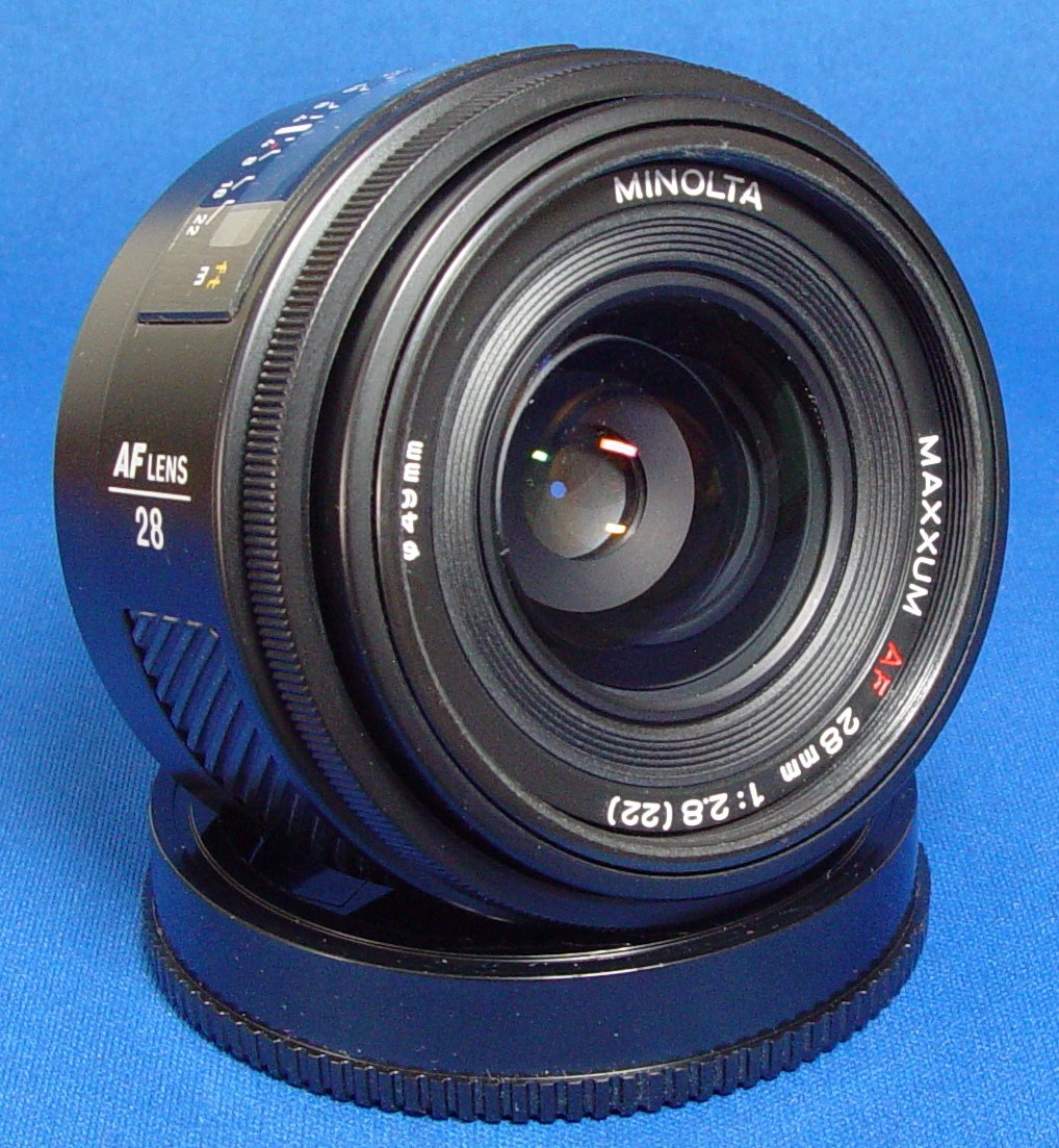 Minolta AF 28mm F/2.8 prime lens for Sony/Minolta A-Mount SLR
