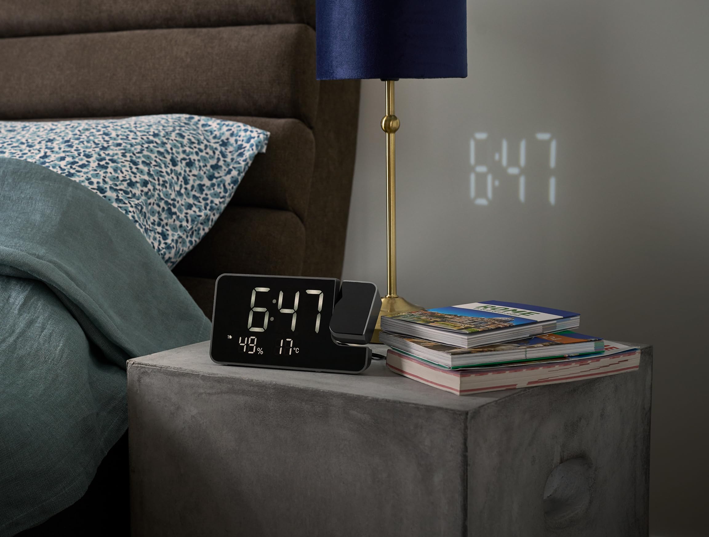 Radio-Réveil avec projection CP100T THOMSON , Indicateur temperature et humidité 20stations Fm mémorisables , sauvegarde de l'heure sur batterie