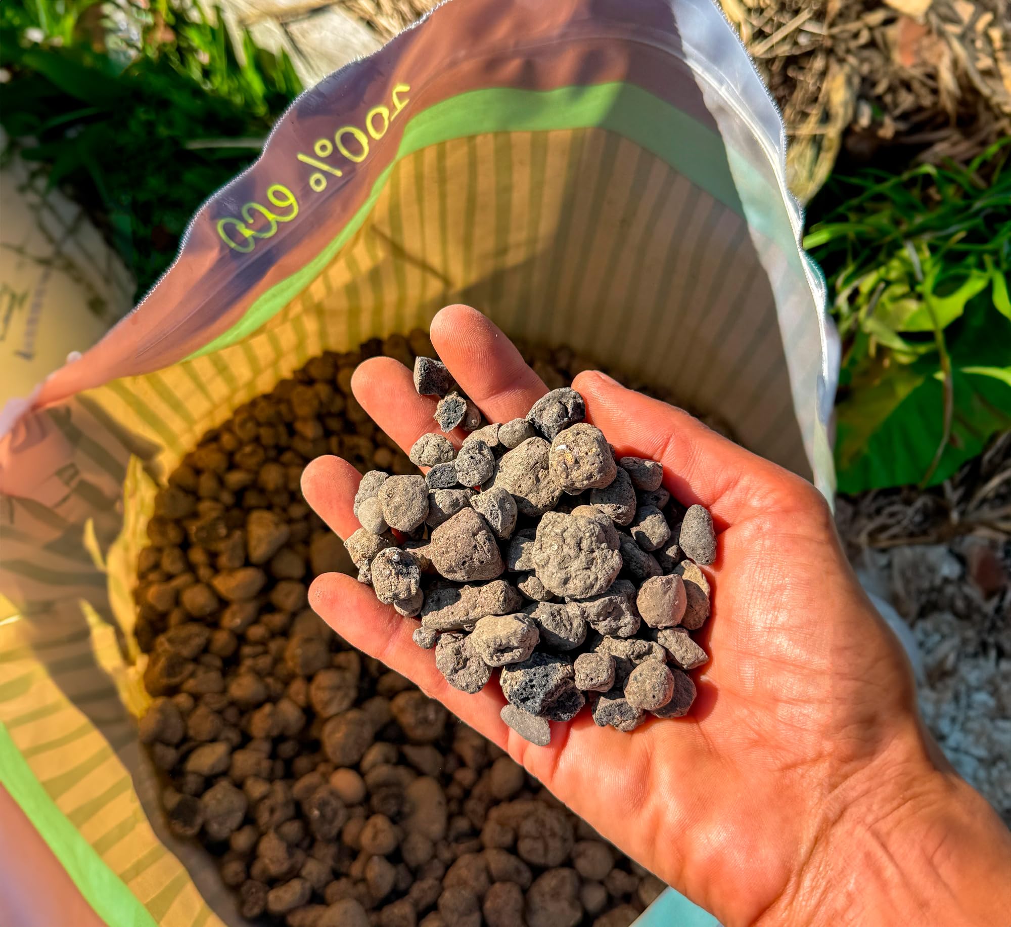 CULTIVERS Arlita Argile Expansée 20L. Boules de substrat pour Le Drainage des Pots, Jardins et Cultures hydroponiques. Empêche l'engorgement et la pourriture des Racines.