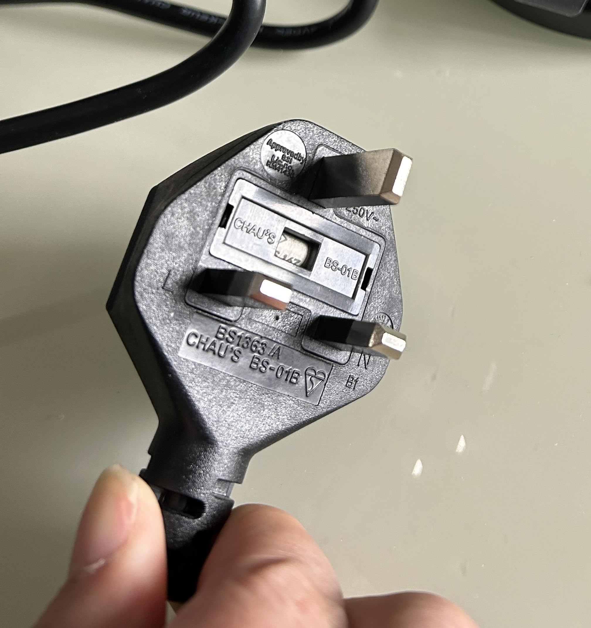 Praktischer Tassenwärmer Fürs Büro - Hält Kaffee & Tee Perfekt Warm Mit 2 Temperaturstufen