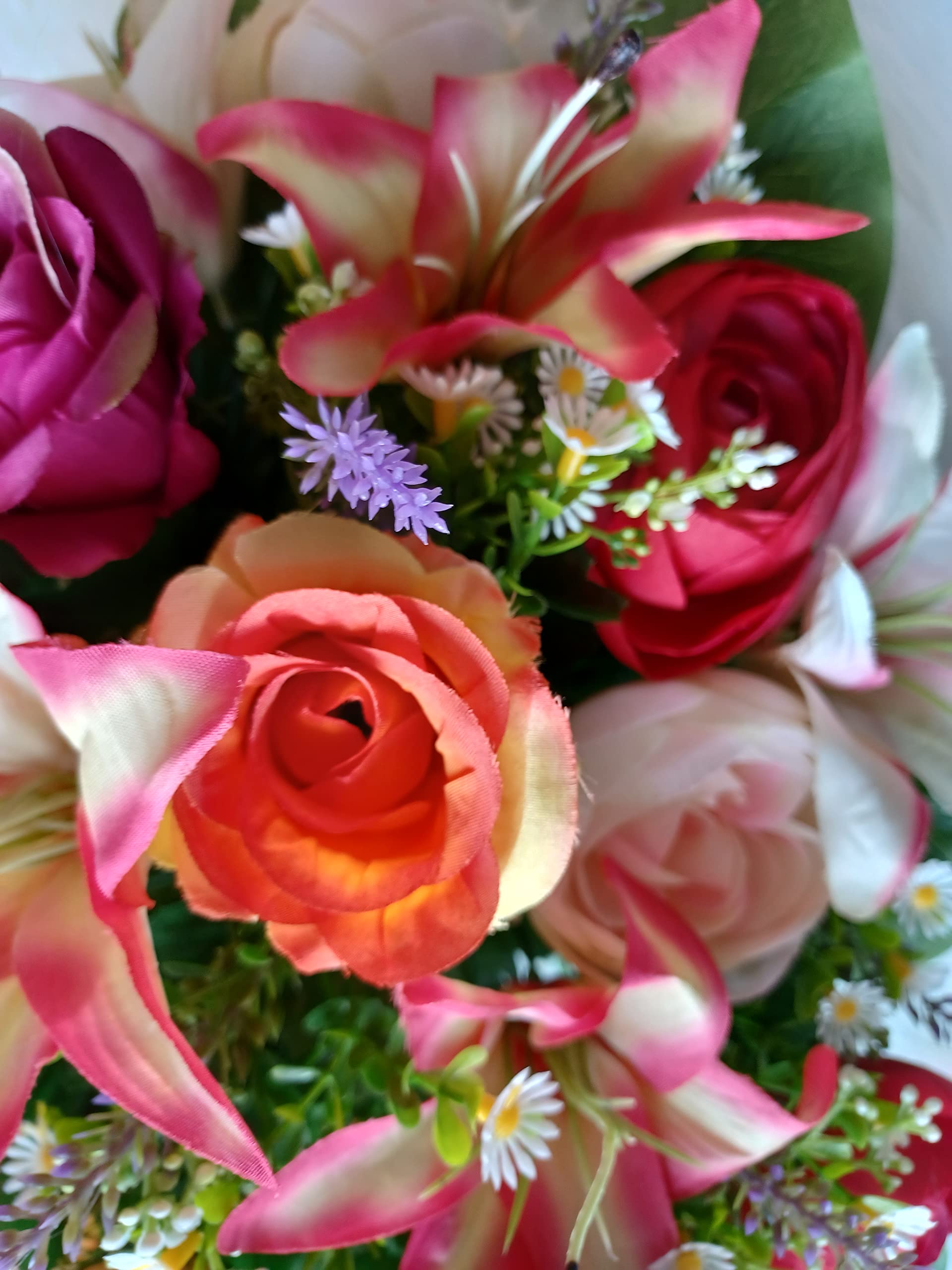 Roselynexpress Composition de Fleurs Artificielles Lesté Ciment