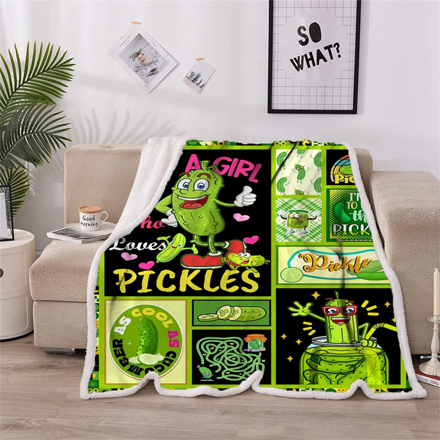 Pickle Throw Blanket for Teen Girls and Women, Funny Just A Girl Who Loves Pickles Fuzzy Sherpa Fleece Plush Blanket for Couch Bed and Sofa, Novelty Food Themed Gag Gift, 50"x60"