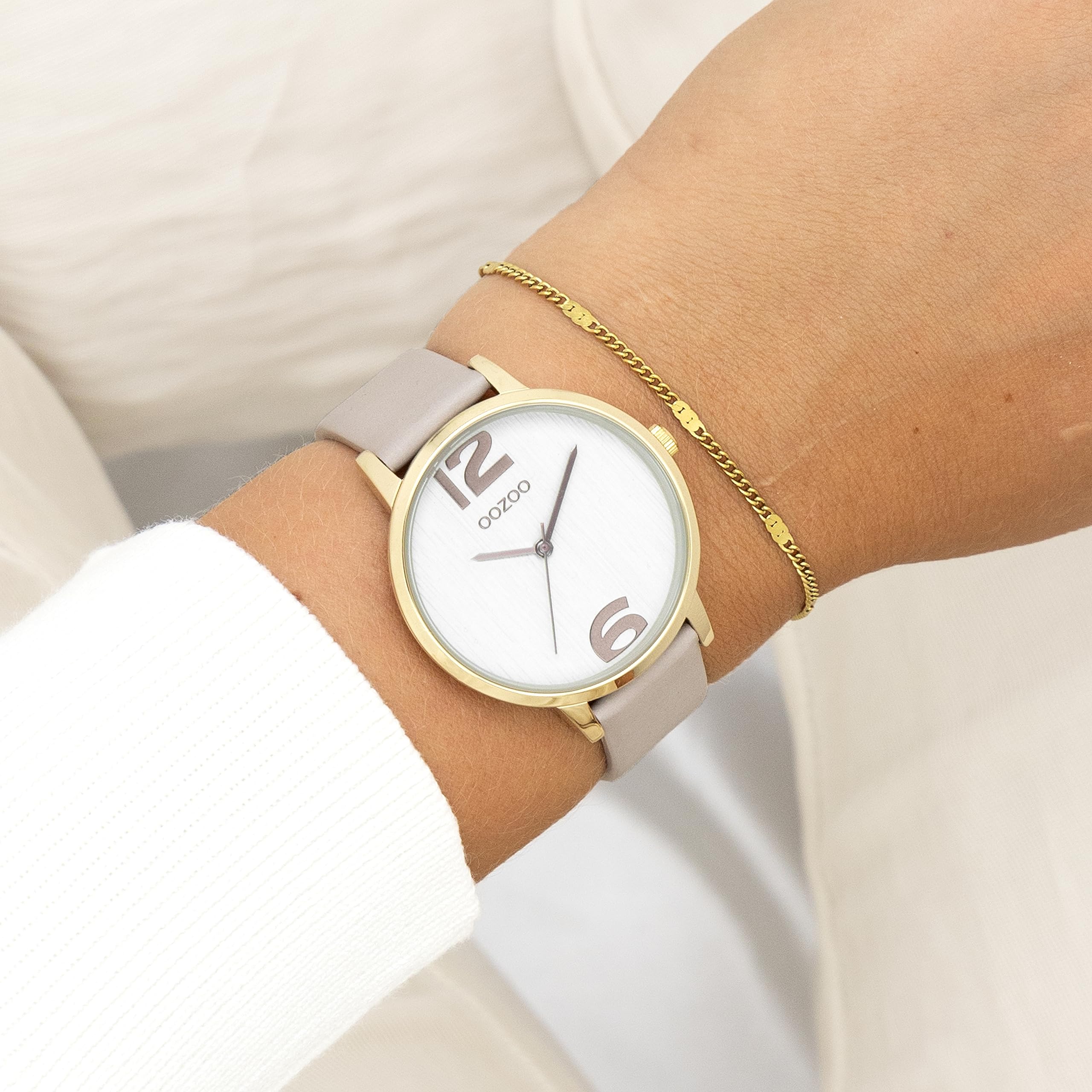 OOZOO Timepieces Damen Uhr | Armbanduhr Damen mit Lederarmband | Hochwertige Uhr für Frauen | Edle Analog Damenuhr in rund