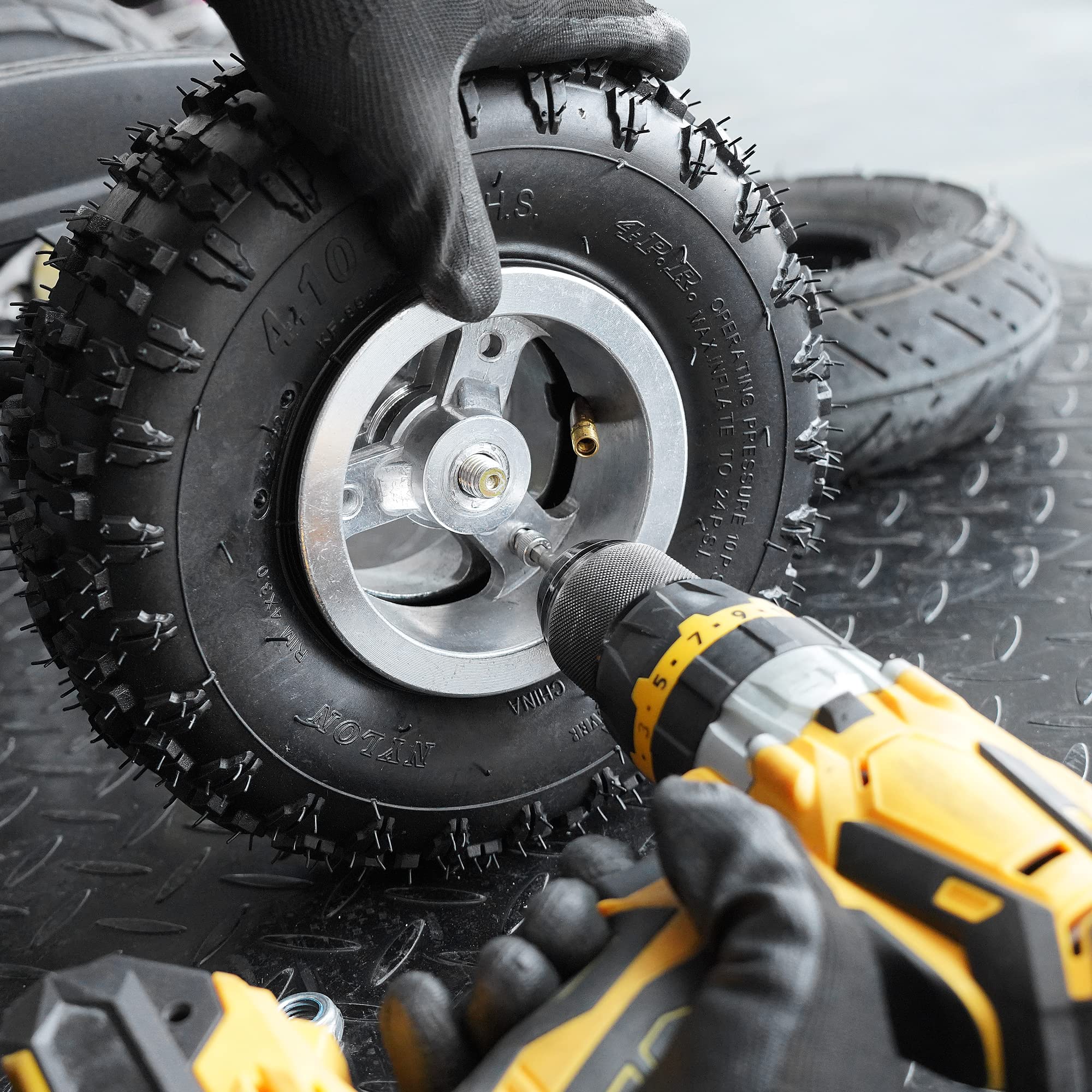 Tubes Intérieurs Brouette Chambres à Air 4.10/3.50-4 (lot De 2) - Pour Brouettes, Tondeuses, Diables - Valve Droite TR-13 - 30 PSI Max Valve TR-13