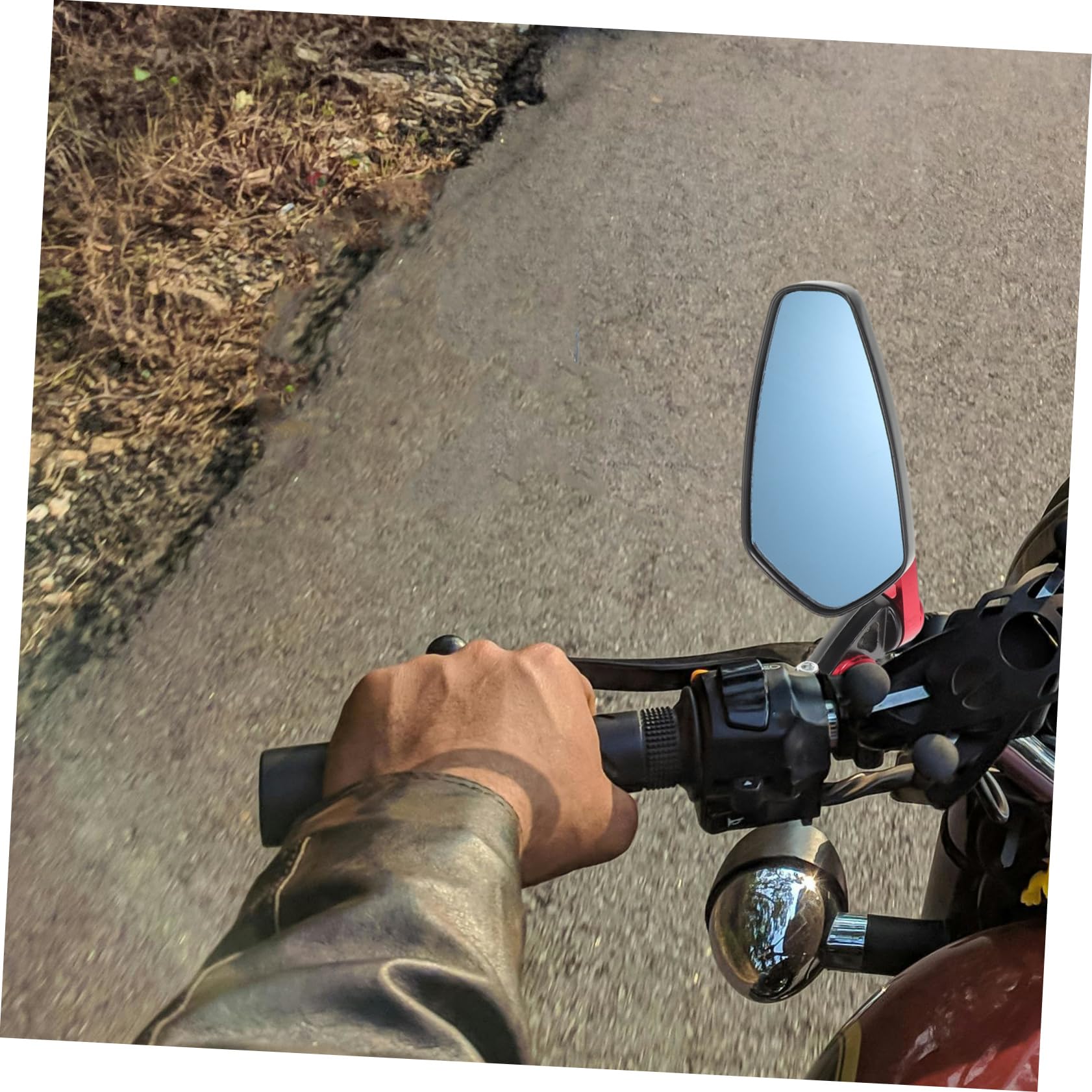 PRETYZOOM Specchietto Retrovisore Visibilità Migliorata per Motocicletta e Scooter, Lega di Alluminio, Angolo Regolabile, per Manubrio 22mm