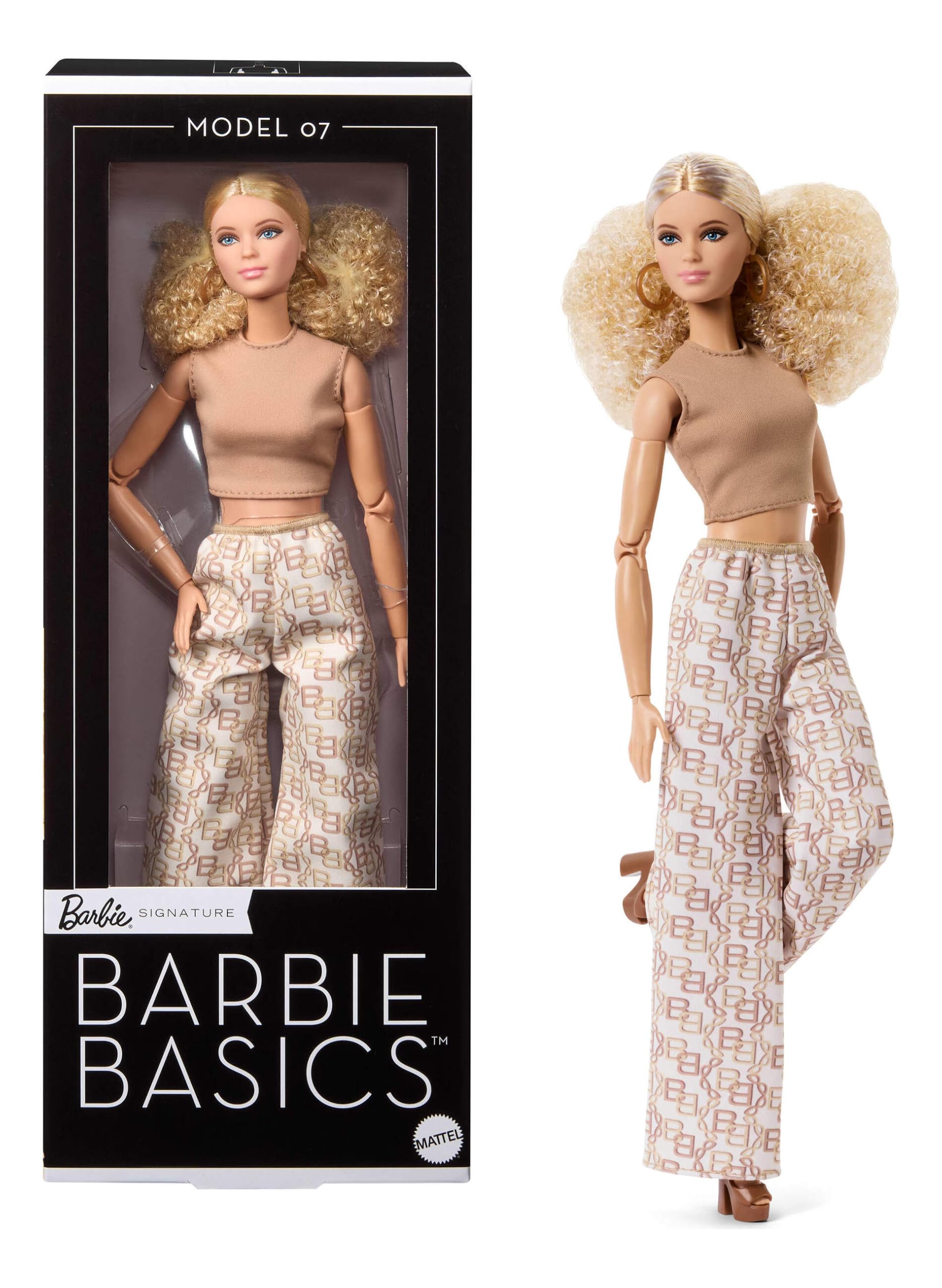 Barbie Basics Poupée Signature Collection Neutre Modèle 07, Cheveux blonds, Pantalon imprimé Blanc et Top Beige, Corps articulé Made-to-Move, idée Cadeau de fête des mères JJX26