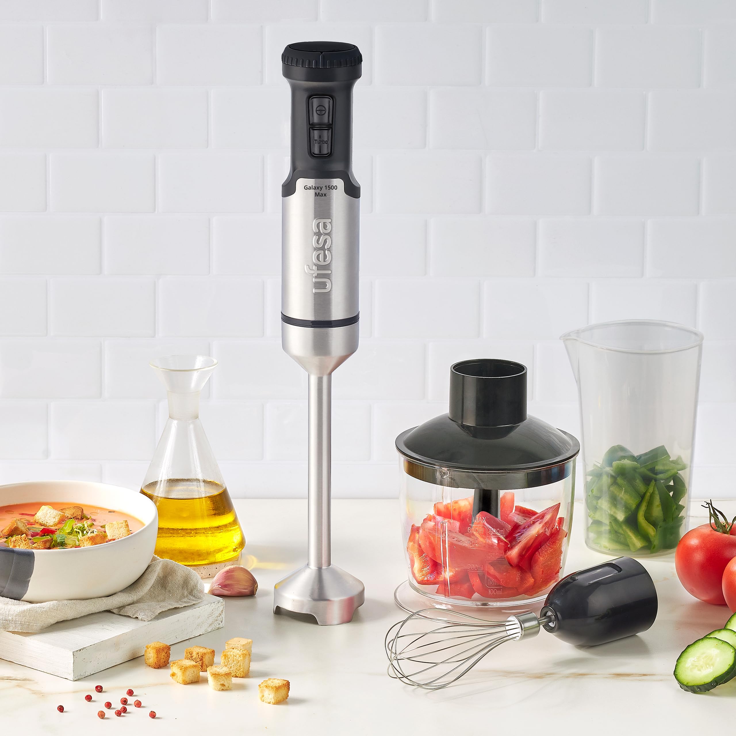 Ufesa Galaxy Max Batidora de Mano, Potencia 1500 W, Control de 24 velocidades + TURBO, 4 Cuchillas de Alta Eficiencia, Diseño Ergonómico y Anti Salpicaduras, Accesorios Incluidos, Sin BPA