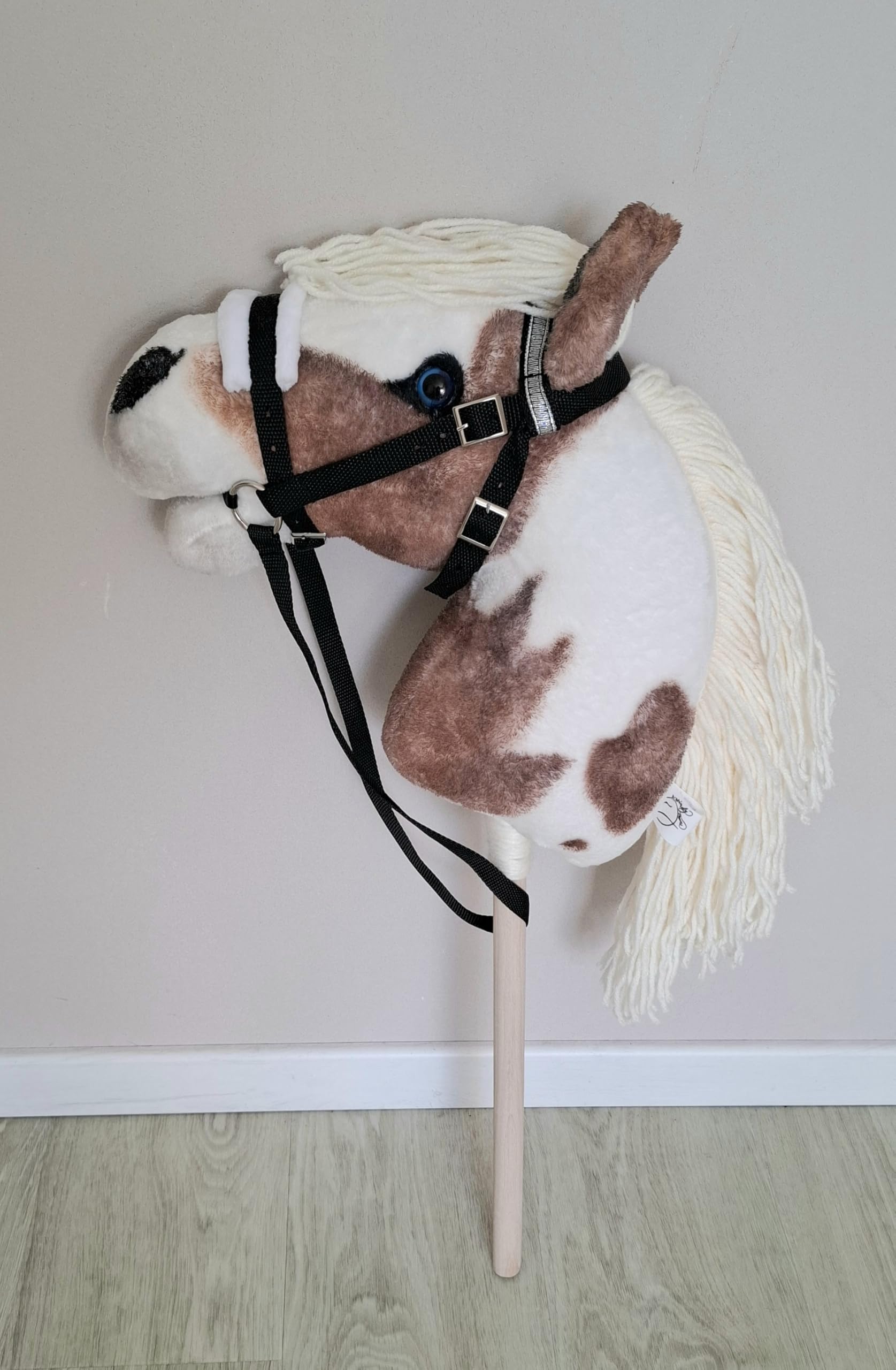 Generisch Hobby Horse Pferd Pinto | Paint Steckenpferd Großes A3 | Abnehmbare Trense & Lange Mähne | Stockpferd mit Zubehör