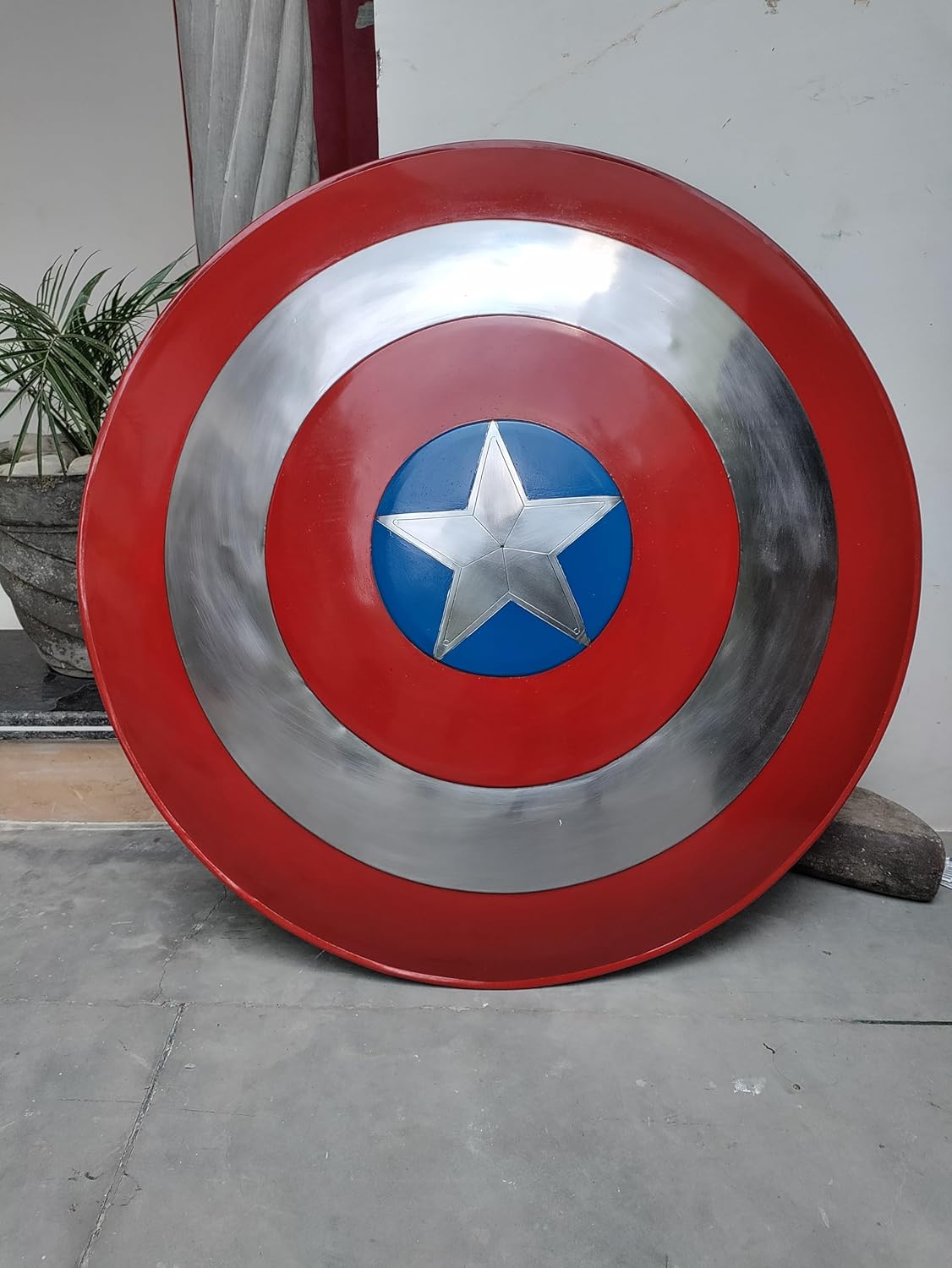 Metal Shield Costume/Collectible Replica (Red)- 30" Shield - Large for Adults
