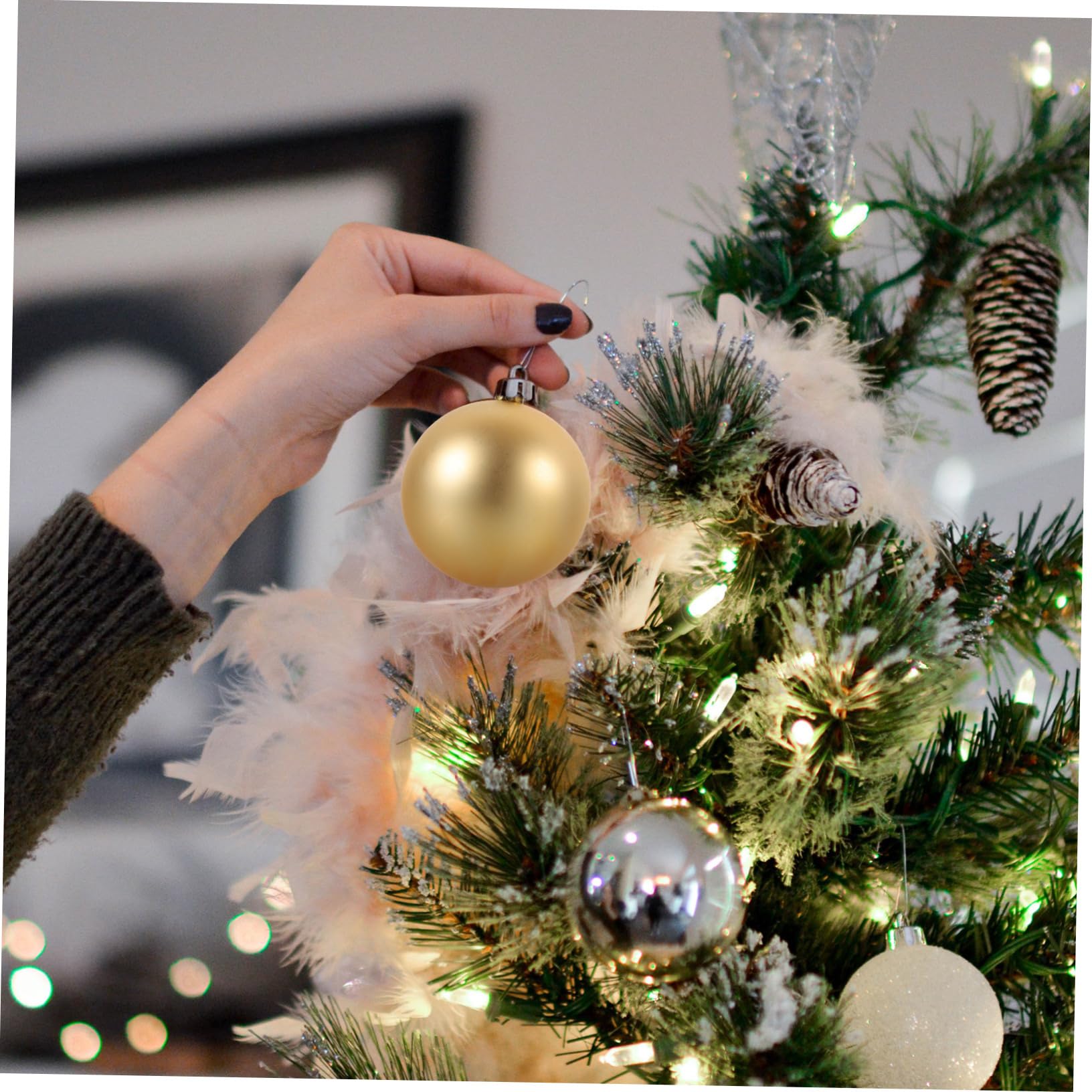 Amazon.co.jp: STOBOK 45個のクリスマスツリー用装飾品 色のハンギング