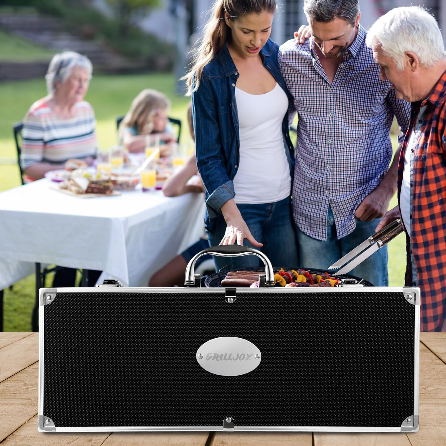 Grilljoy Set di accessori per barbecue, 22 pezzi, in acciaio inox, accessori per barbecue per barbecue all'aperto con custodia in alluminio nero, regali per uomini e papà, kit di strumenti per griglia