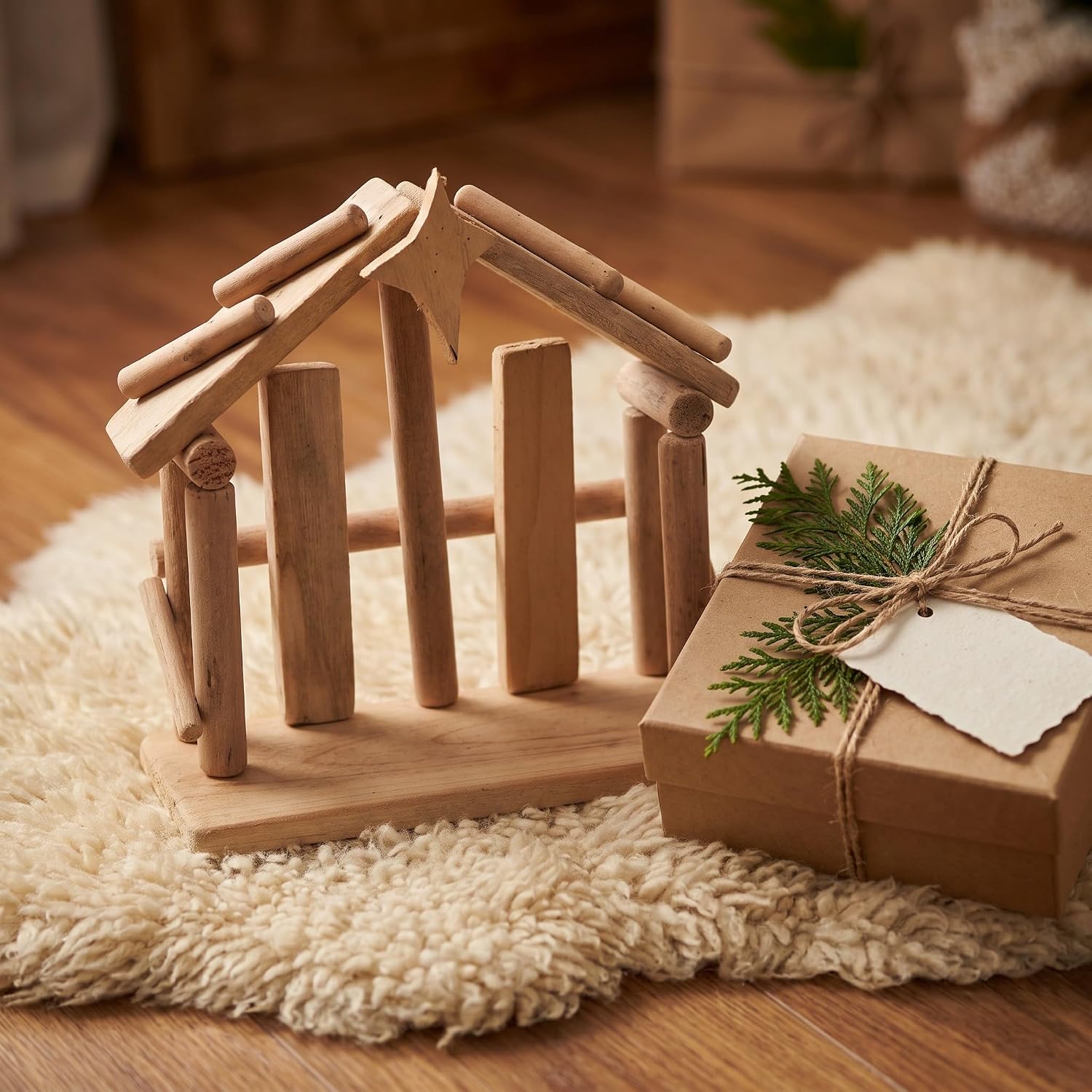 Wood Nativity Scene Ornament with Easy Setup for Indoor Display