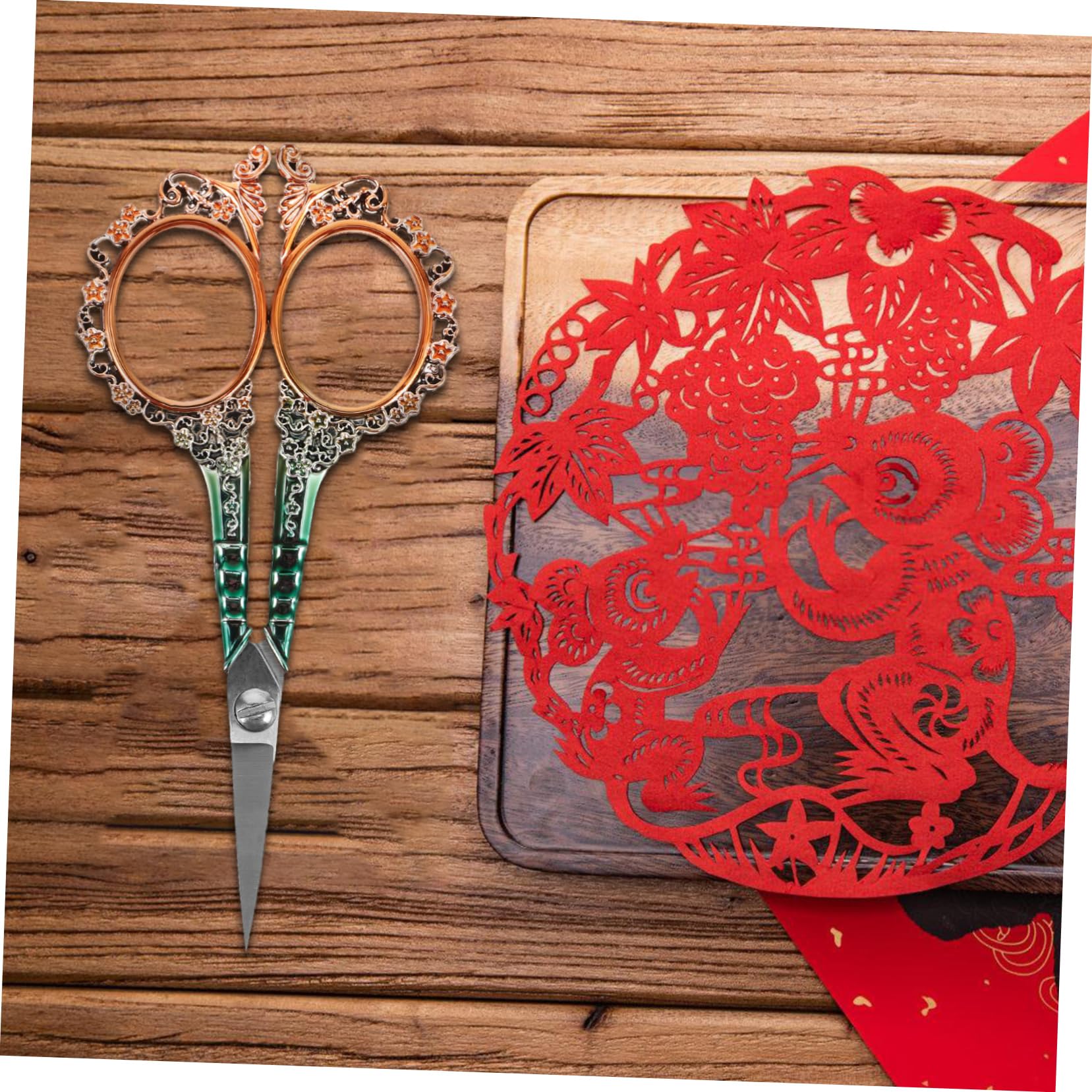 Uonlytech 4 Pezzi Plum blossom taglio sarto cucire ricamo cucito Strumenti da ricamo Accessori da ricamo Opere d'arte da ricamo aghi da ricamo mestiere Acciaio inossidabile